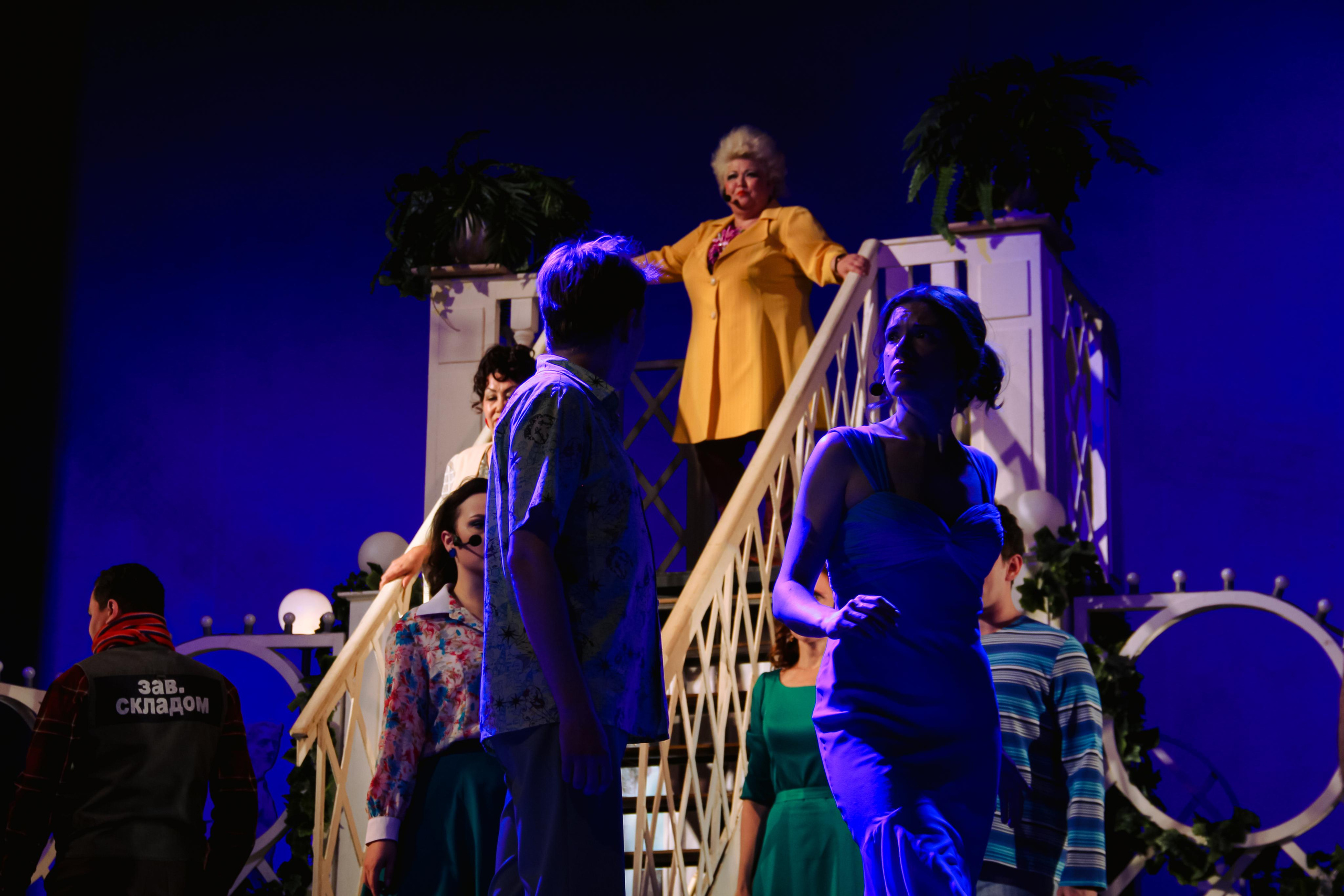 Спектакль «Старые песни о главном-2». Главная