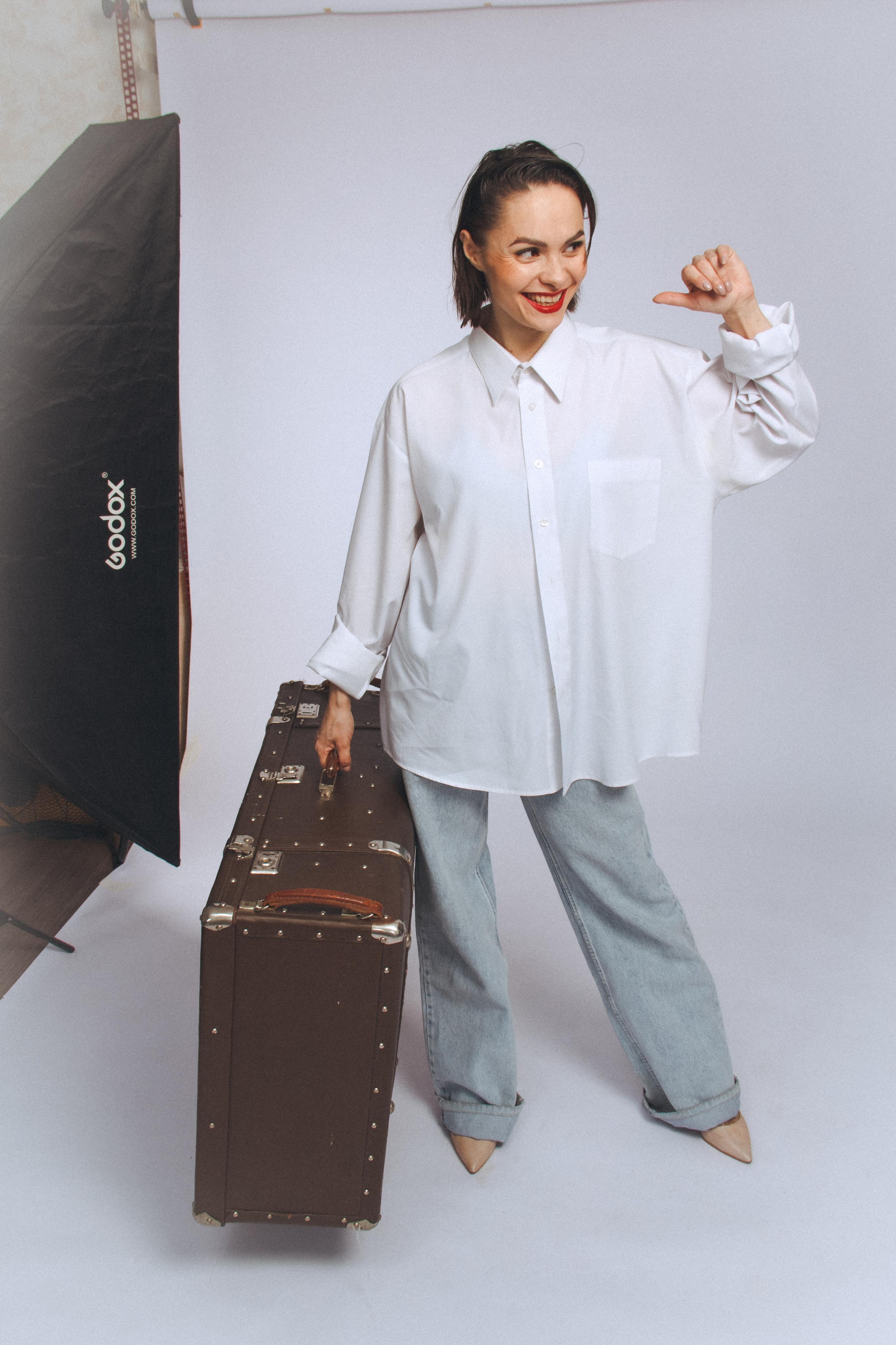 Аня Сараева. Главная