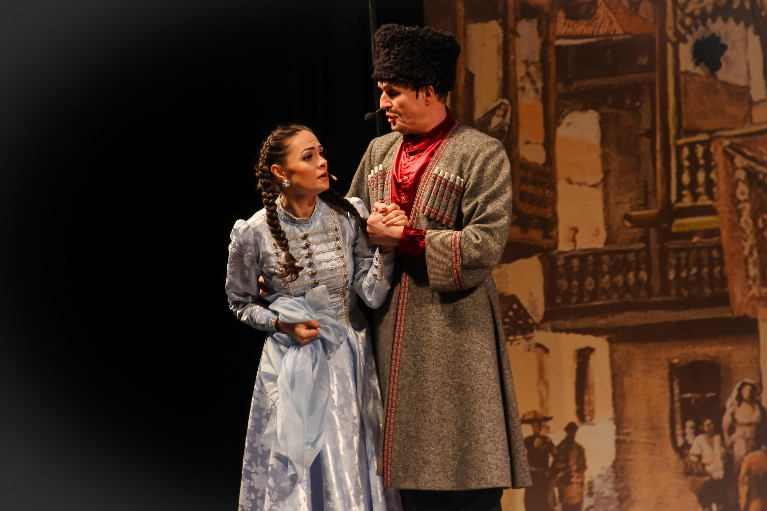 Спектакль «Ханума». Главная