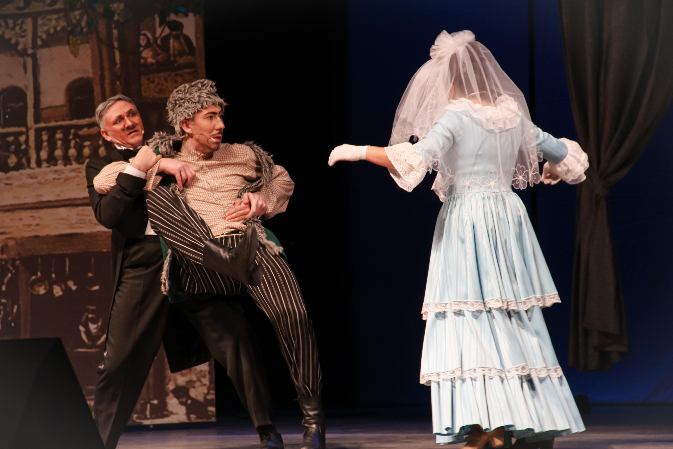 Спектакль «Ханума». Главная