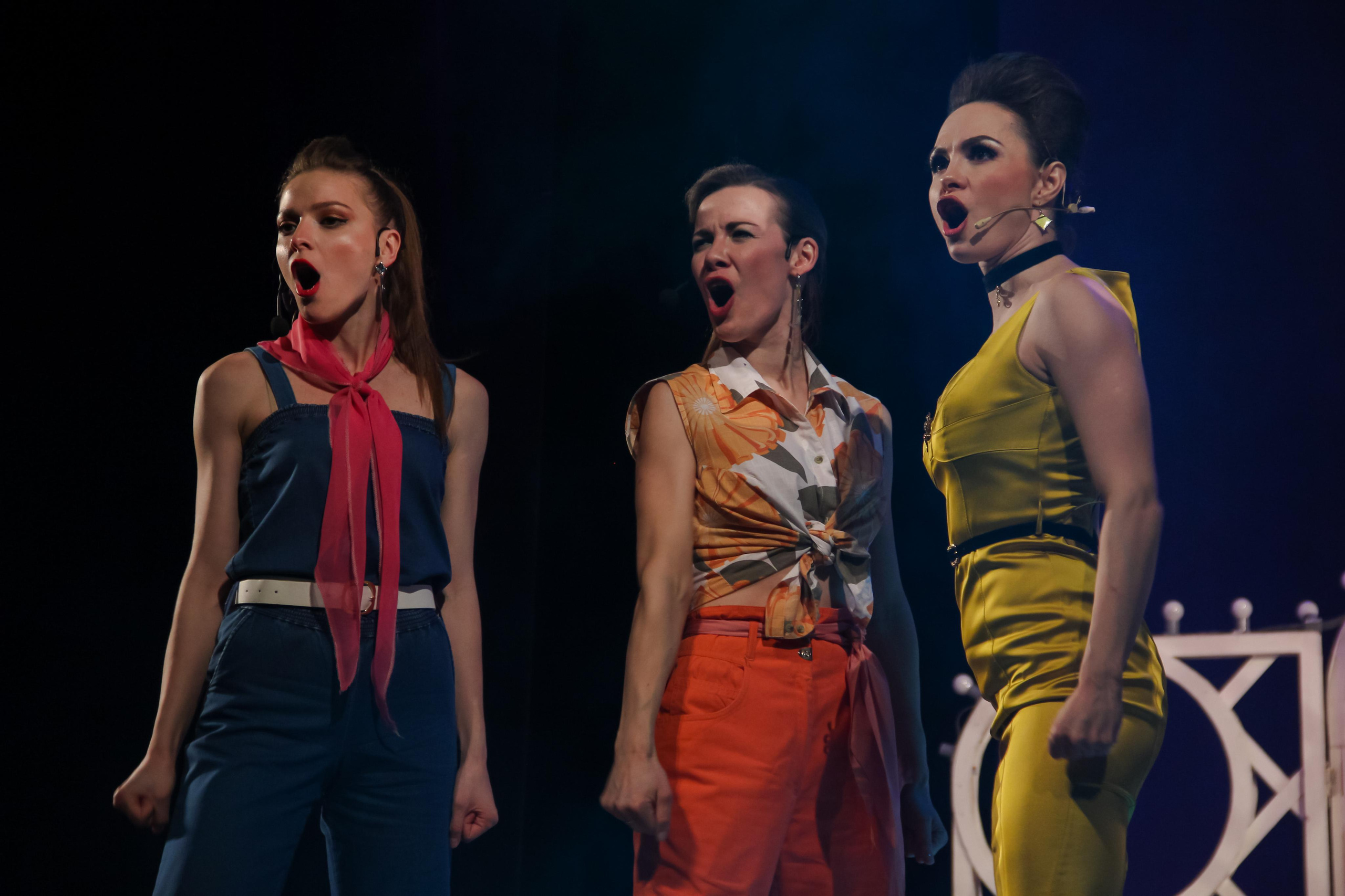 Спектакль «Старые песни о главном-2». Главная