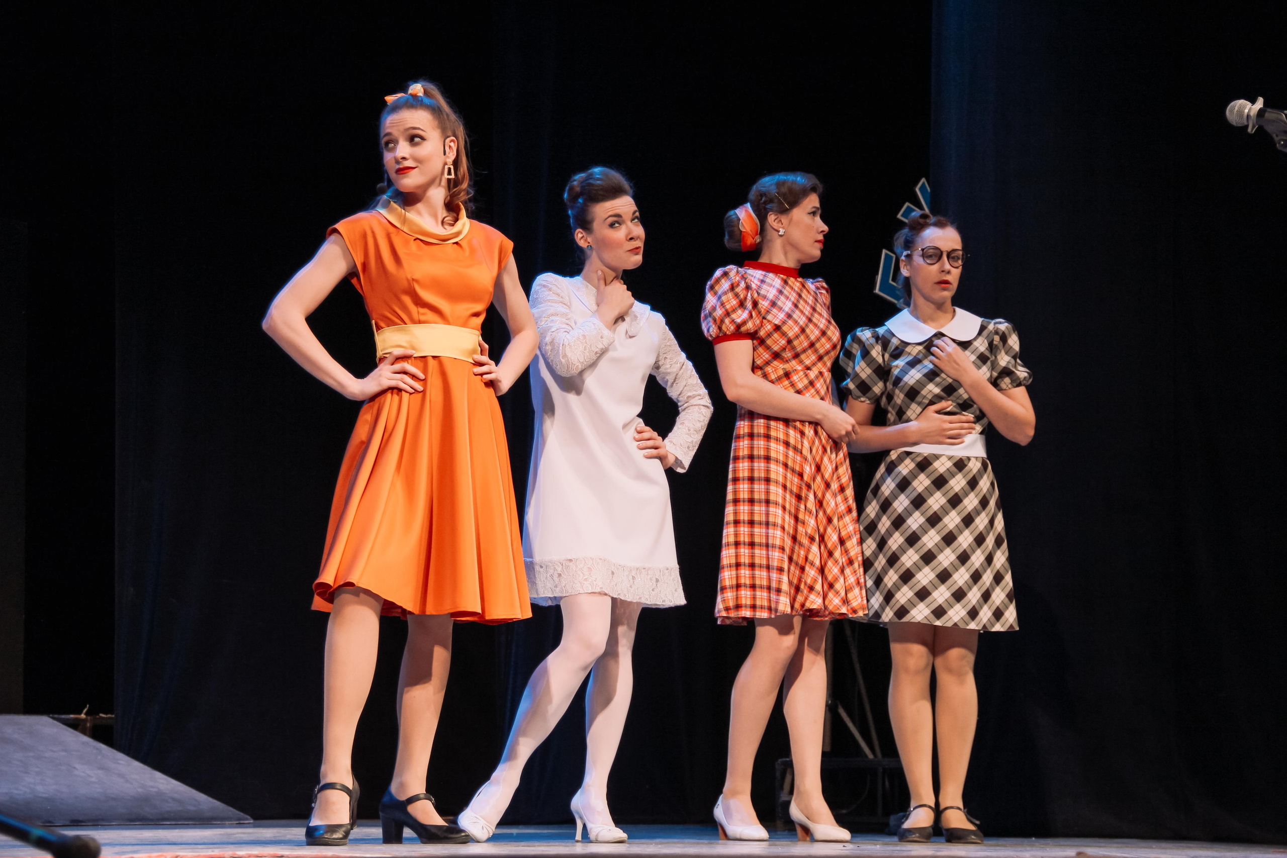 Спектакль «Старые песни о главном». Главная