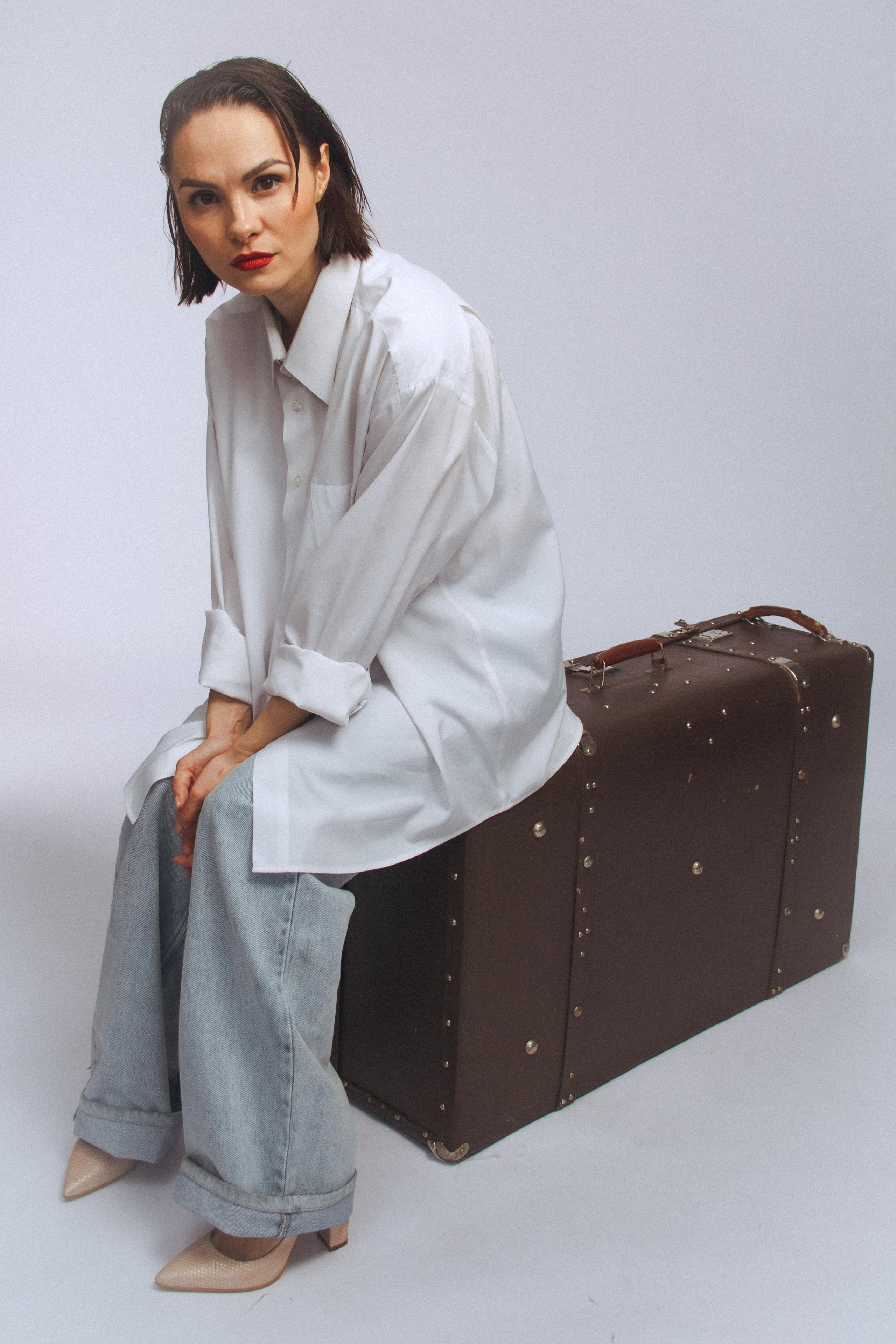 Аня Сараева. Главная