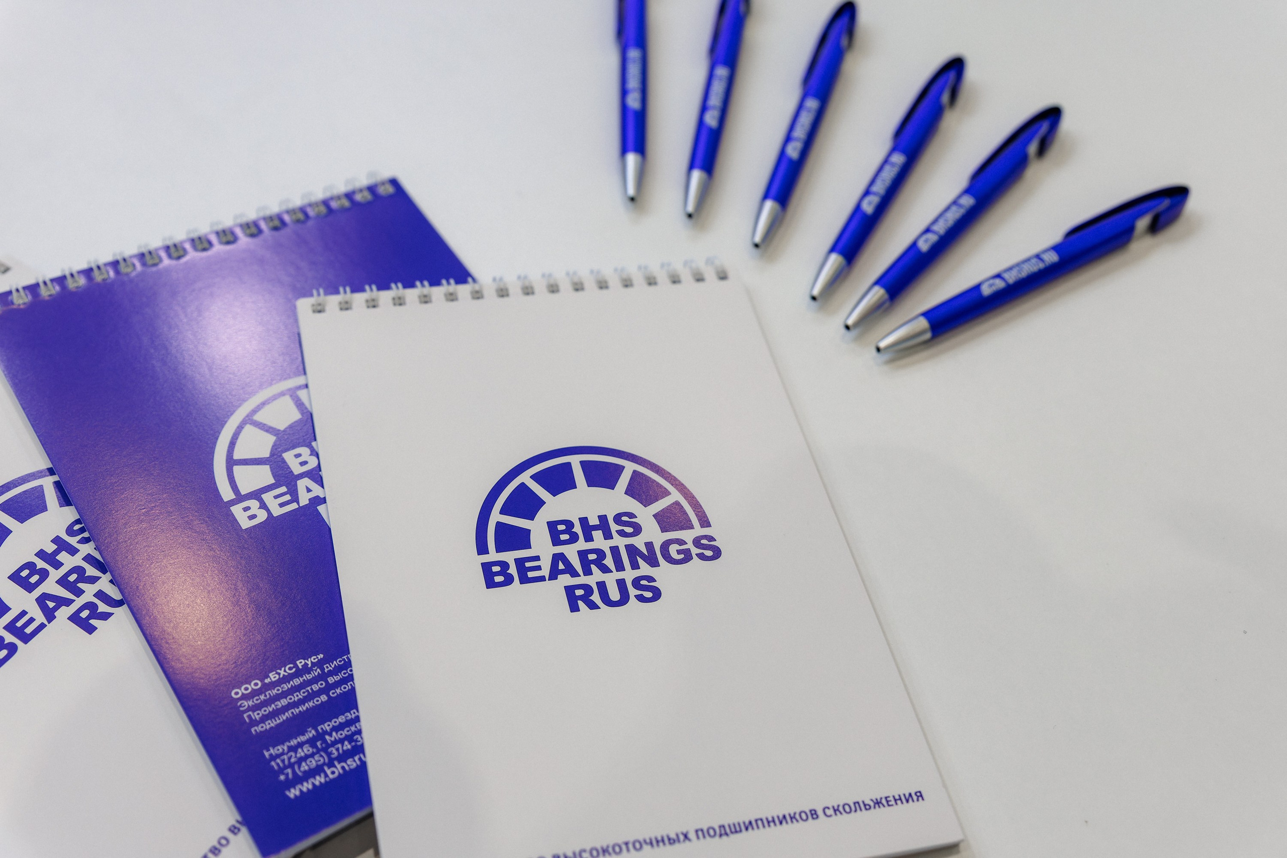 Работа стенда ROKE — Газовый Форум 2025. Репортажный фотограф в Москве Сергей Мирошников