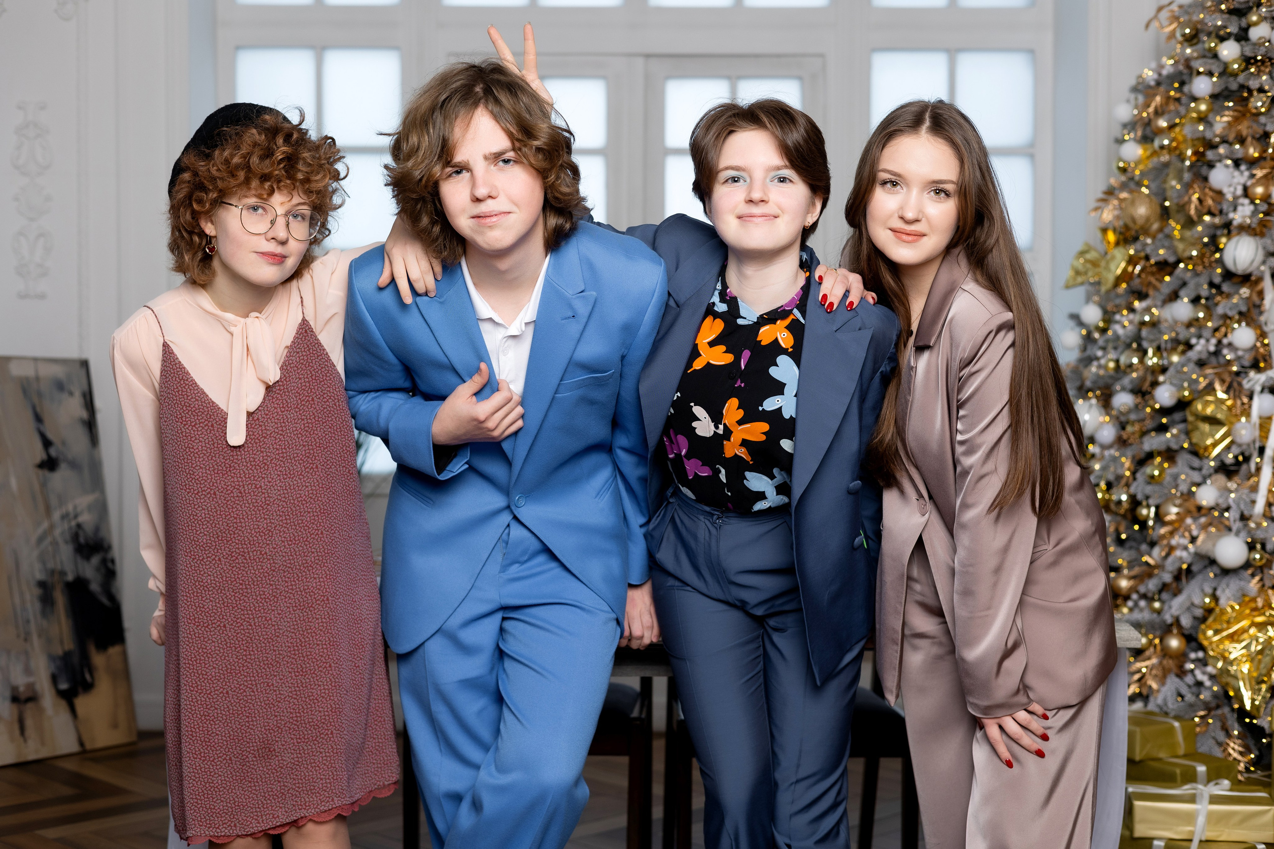 Зал Plaza. Выпускные альбомы. Школьный и семейный фотограф Виктория Игнатьева