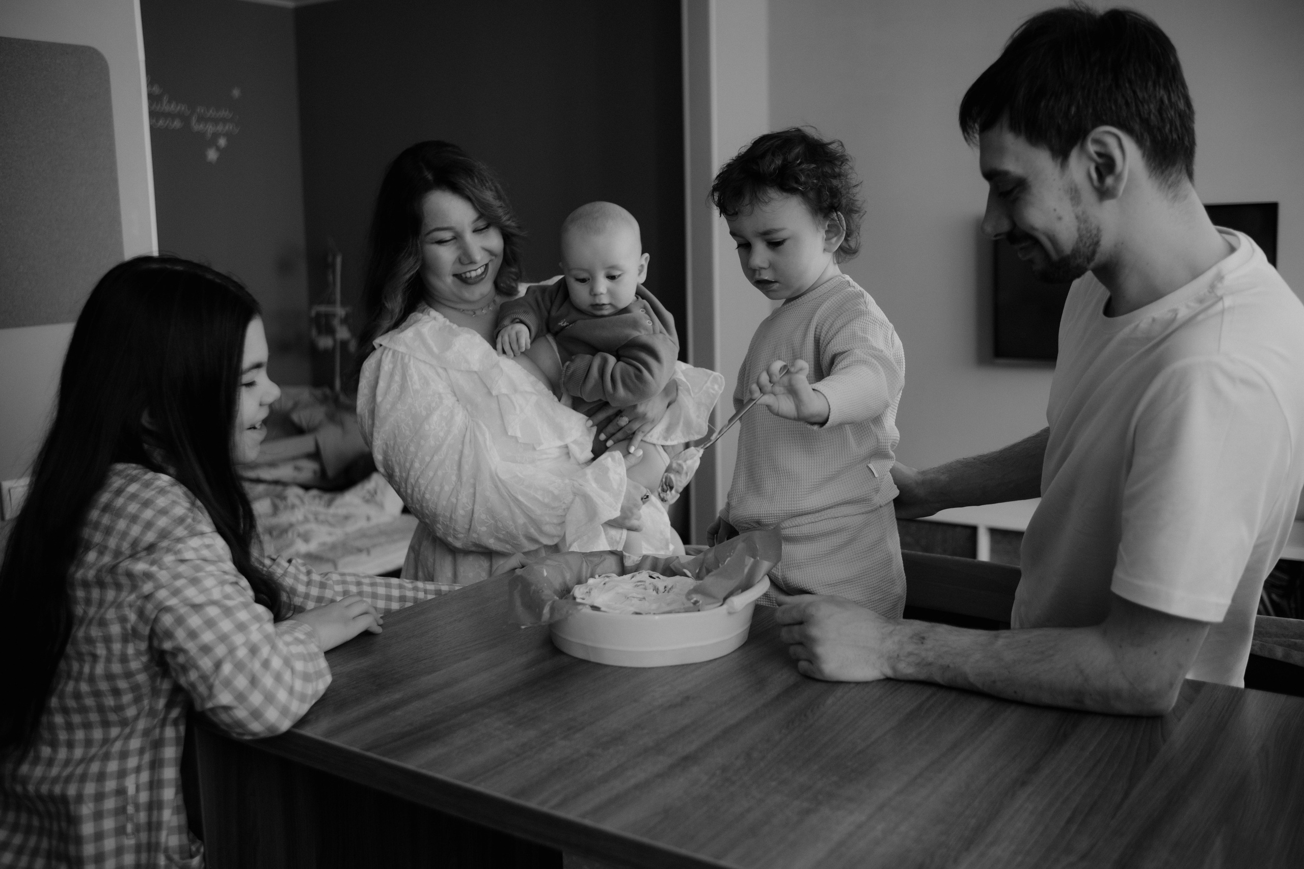 Семейные фотосессии дома и в студии. Семейный и детский фотограф в Москве Александра Михайлечко