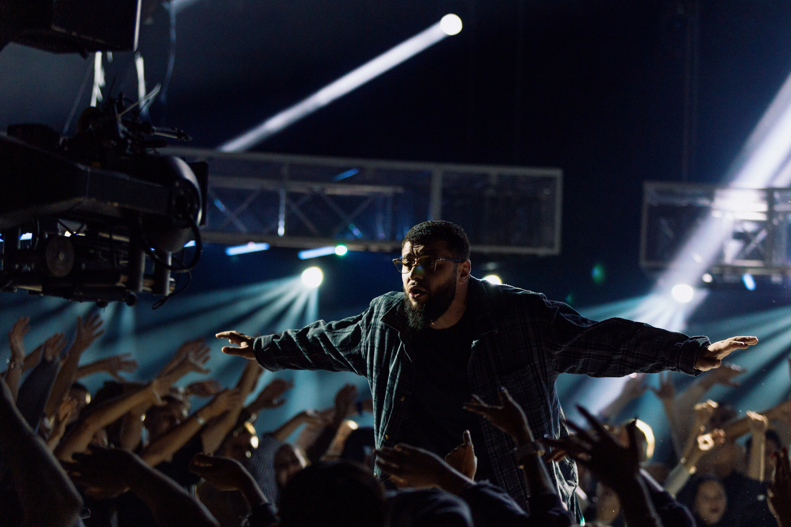 Трибьют песен Игоря Крутого. Олег Левин — профессиональный концертный и бэкстейдж фотограф в Москве