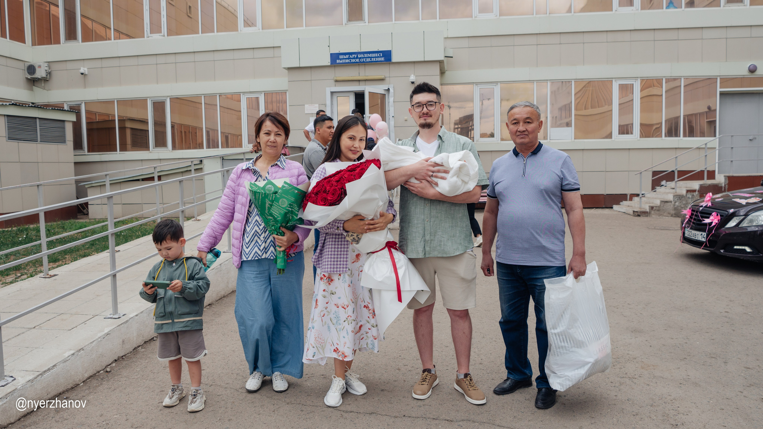 Данелия. Уличный и студийный фотограф в Астане Ержанов Нурасыл