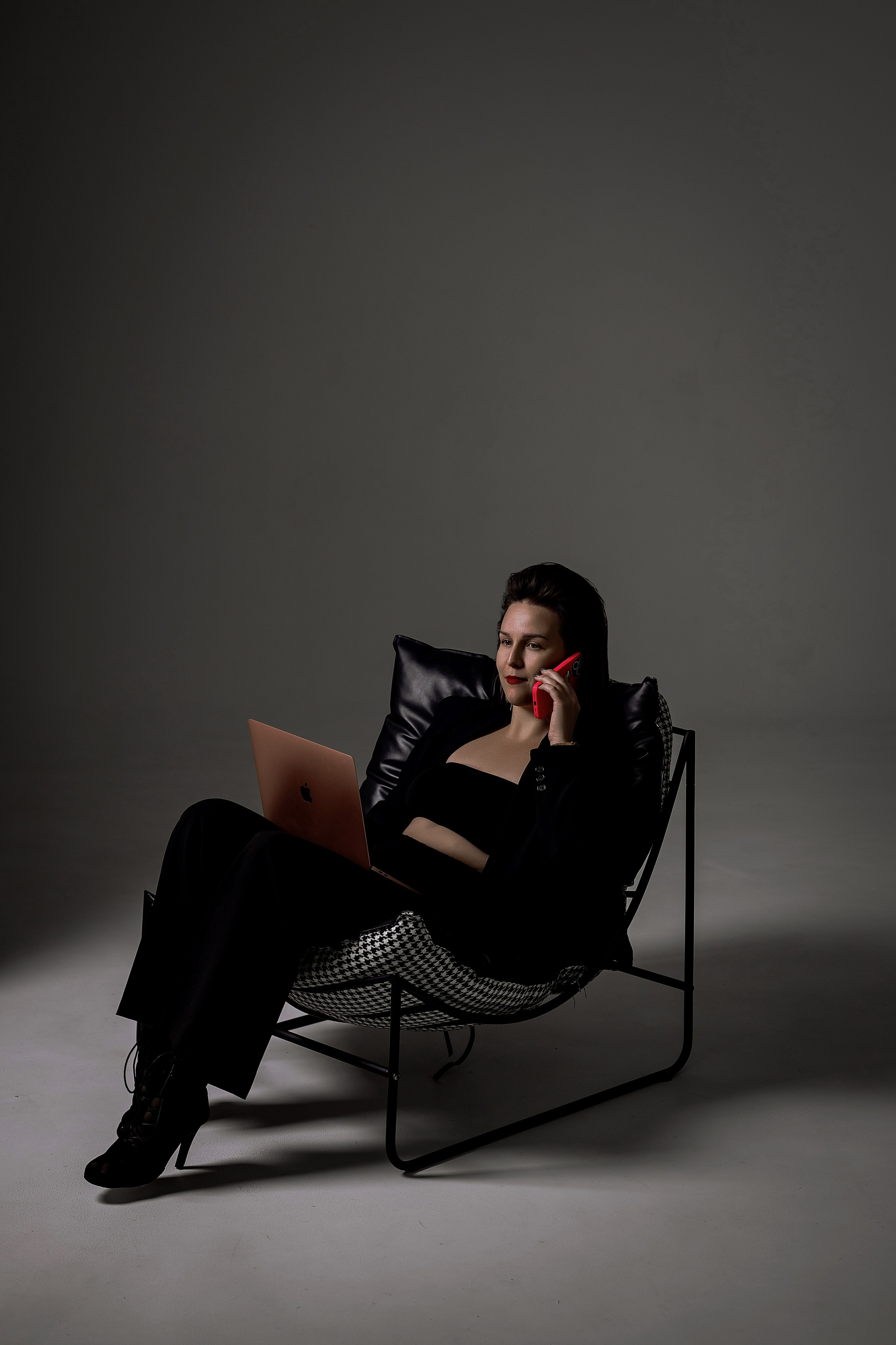 Дарья Трушина. Фотограф Челябинск Эвелина Ганага, съемка для бизнеса и маркетплейсов