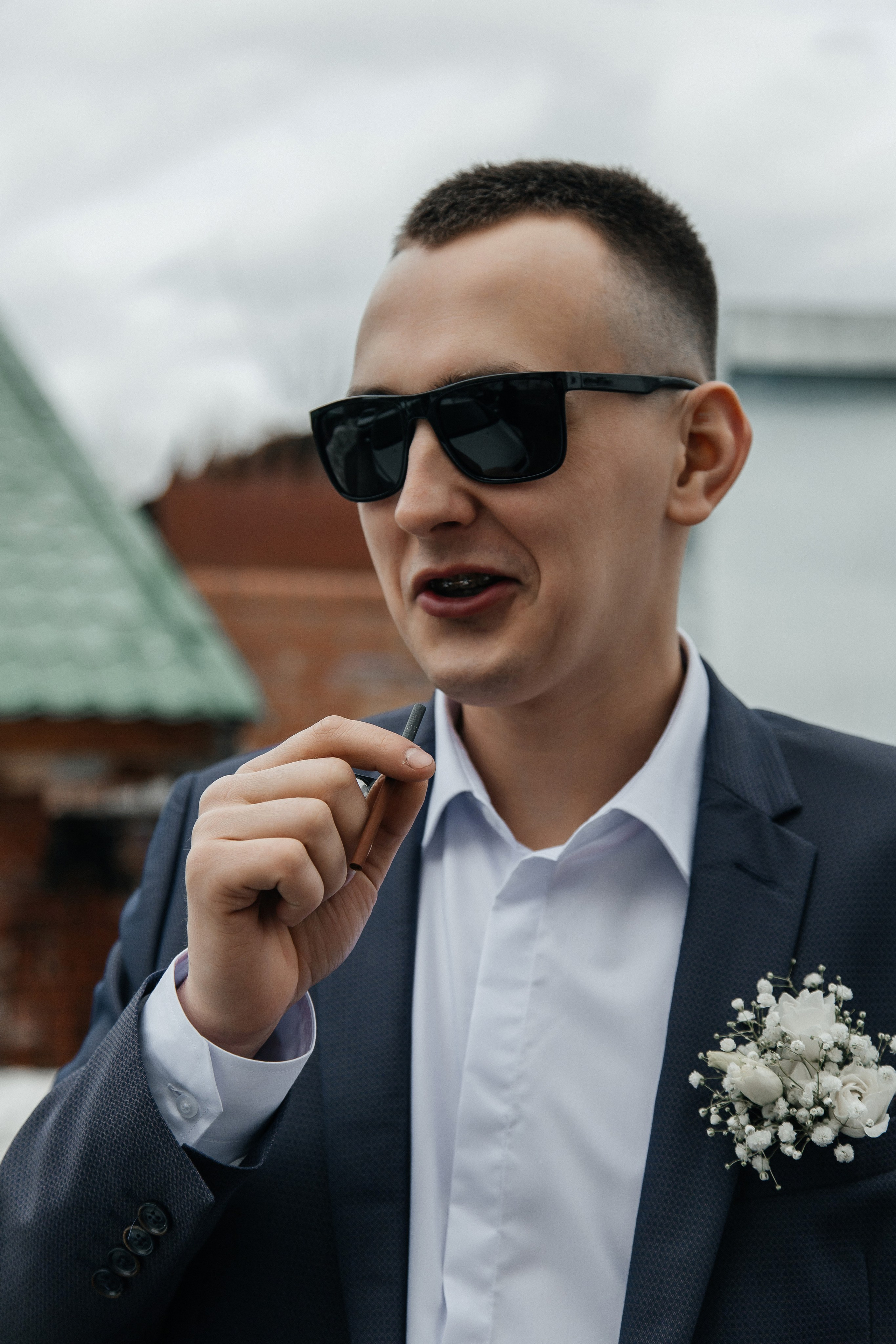 S & E. Street photographer