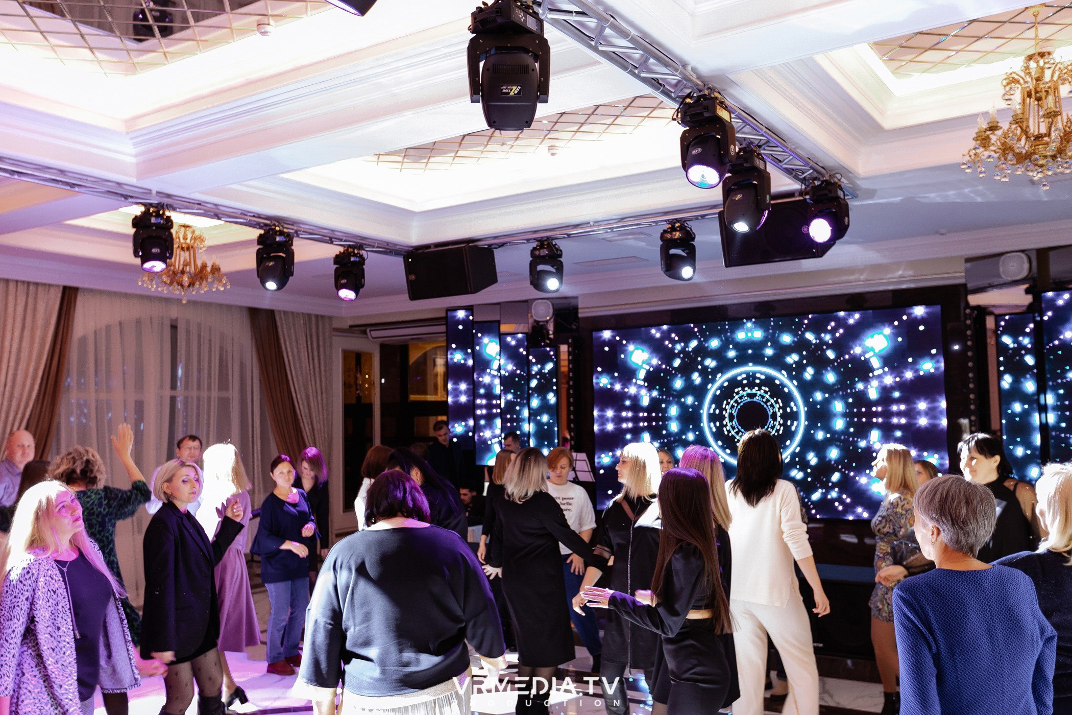 Выходные в ресторане «Лазурный берег»