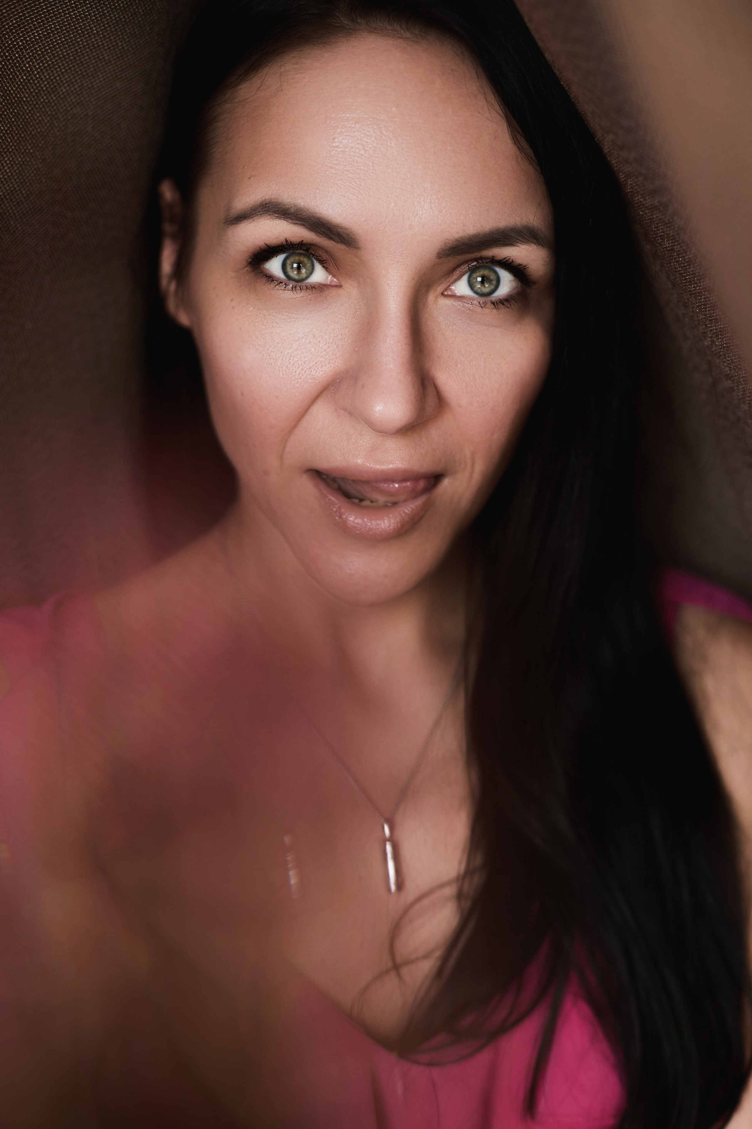 Яна. Сексолог и психолог. Портретный и эротический фотограф Ирина Подборская (18+)