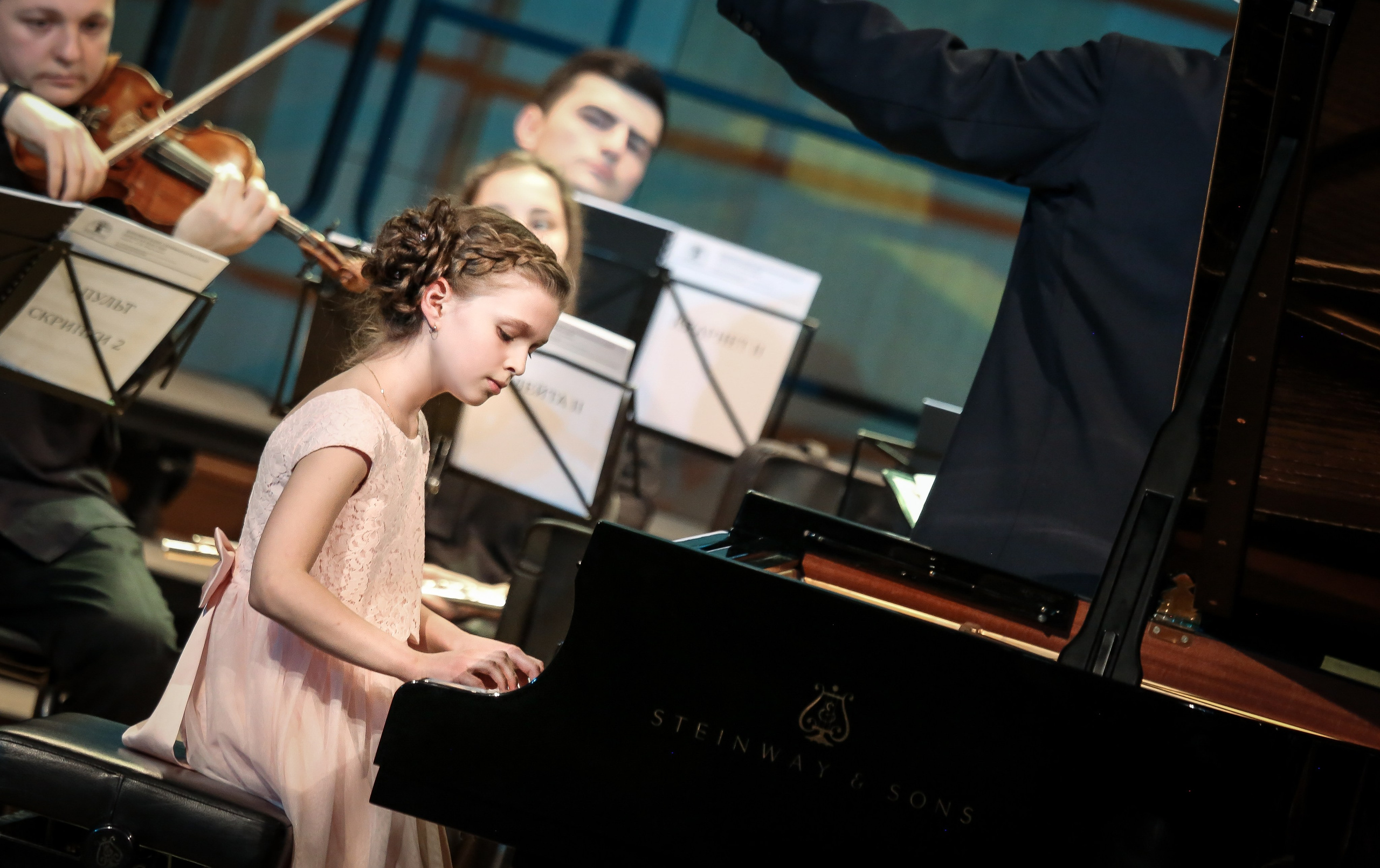 Юбилей Бетховенской школы. Дарья Письменюк / Darya Leitstern — фотограф, музыкант, журналист, путешественник