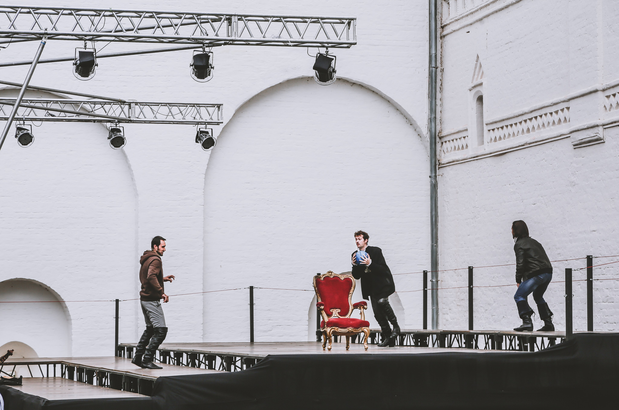 Замыслы с размахом: «Гамлет» на фестивале «Ростовское действо». Дарья Письменюк / Darya Leitstern — фотограф, музыкант, журналист, путешественник