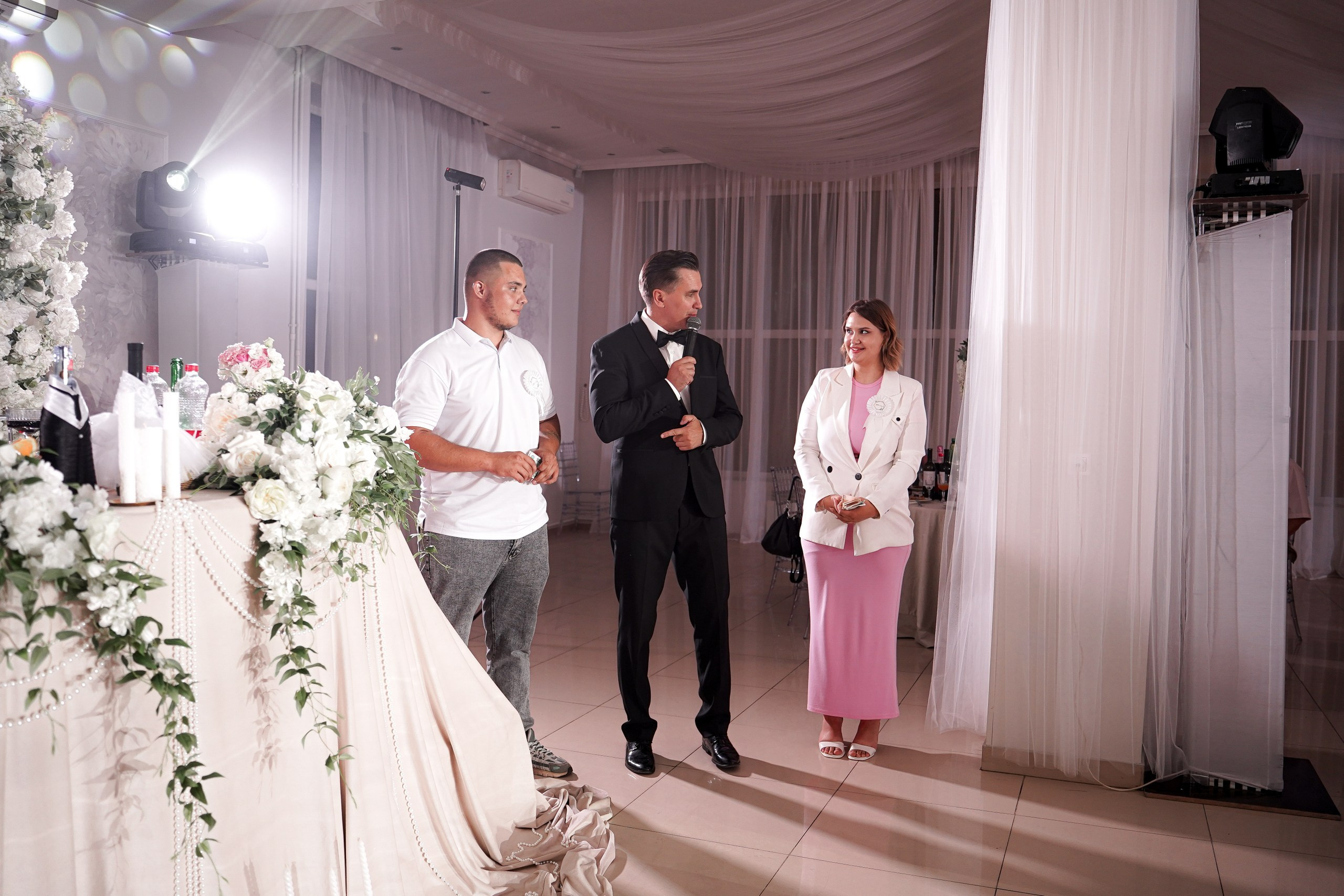 Свадьба «Полный день. Premium». Даниил и Алёна. Фотосессия в Ростове-на-Дону. Свадебный фотограф в Ростове-на-Дону. Таинство Крещения и Венчания, семейные фотосессии. Алёна Чёботова