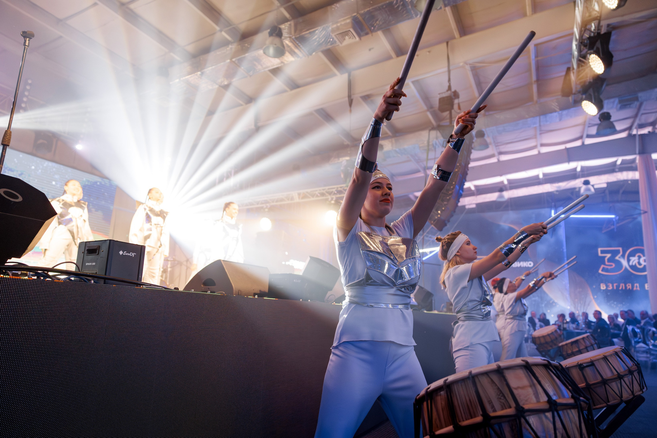 Юбилей компании «СЕРВИКО». Кадровик продакшн: Фото и видеосъемка форумов, конференций, масштабных событий в Иркутске