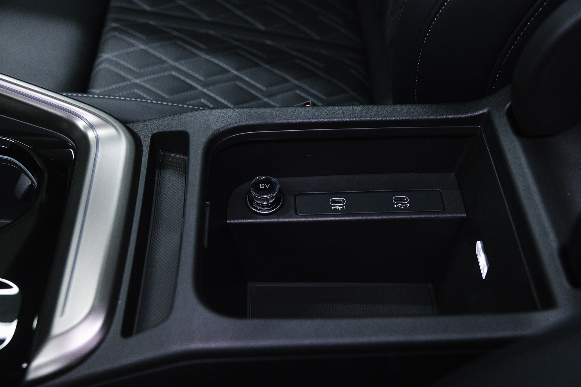 Audi Q5  40 TFSI 2.0 S tronic (204 л. с.). Автосалон «Х-Авто»