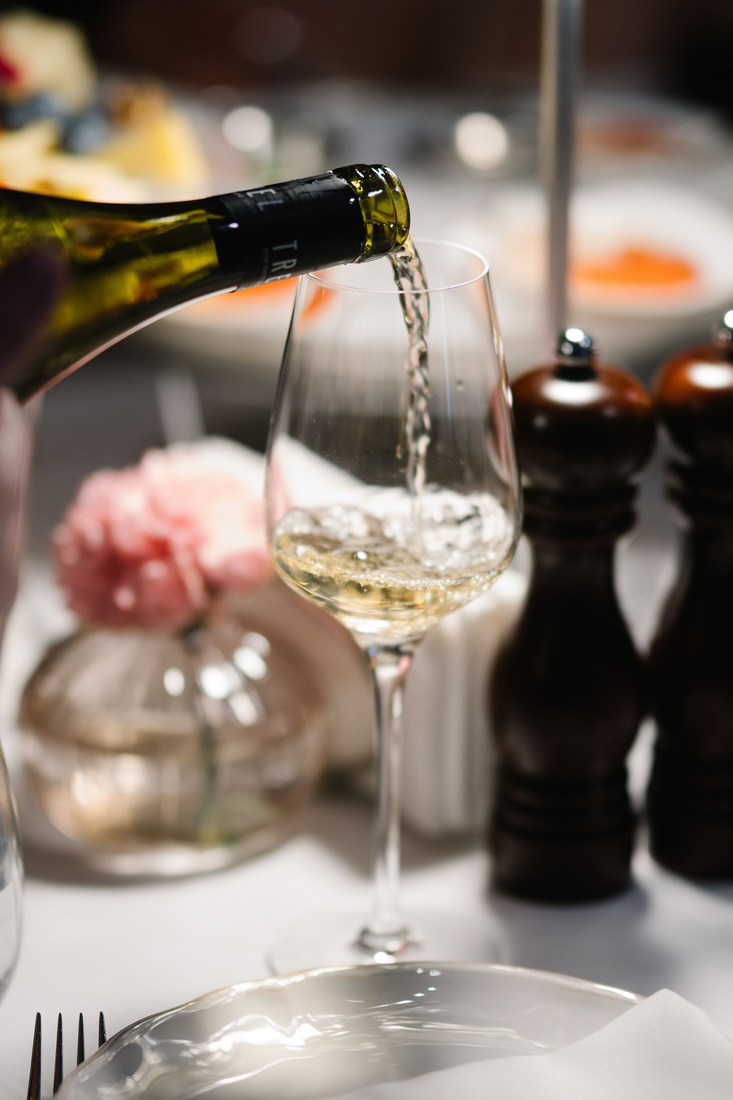 11 мая (суббота). BENUAR Restaurant