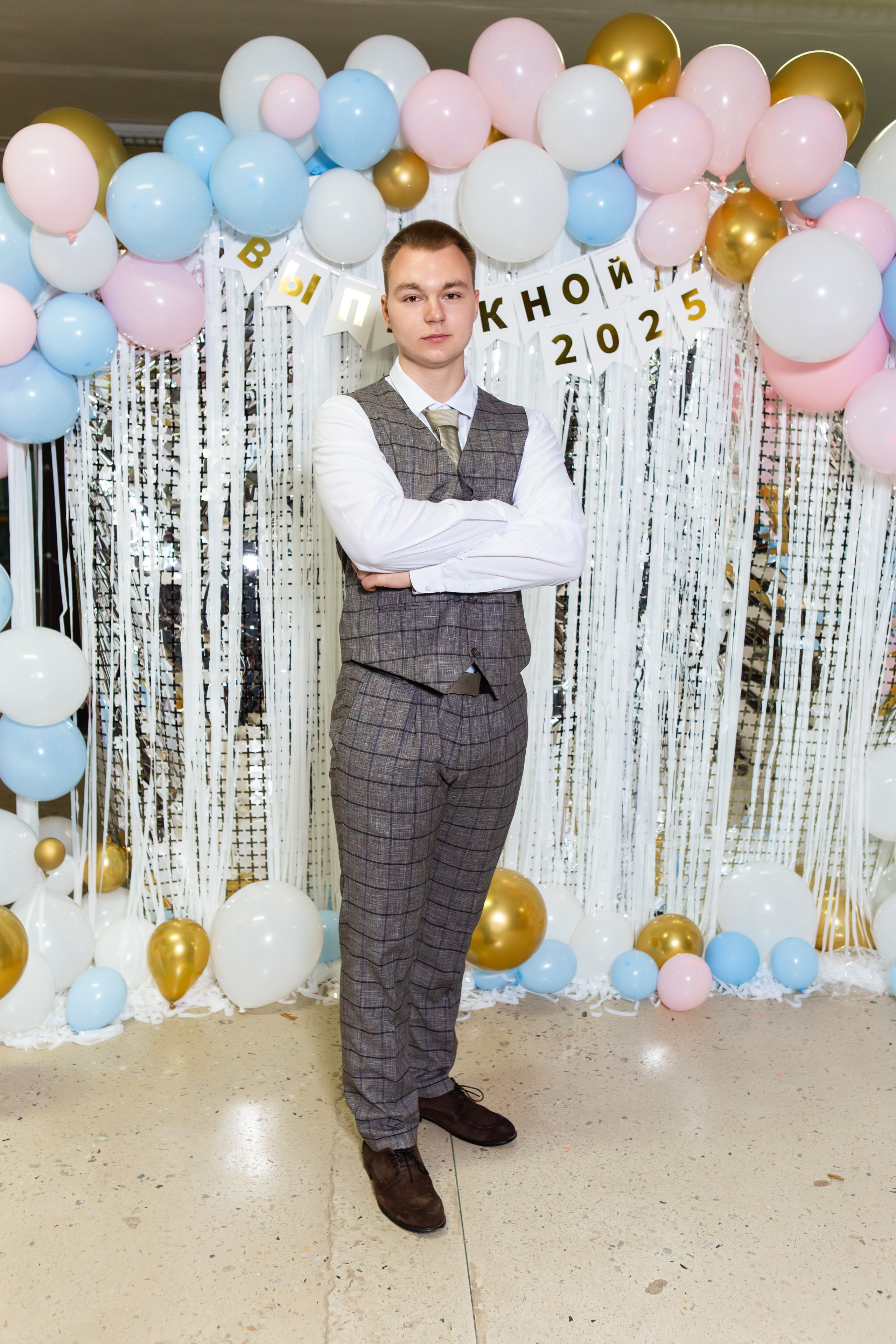 ФОТОСЕССИЯ С РОДИТЕЛЯМИ ВЫПУСКНОЙ 2025 9 ШКОЛА Г.МЦЕНСК. Профессиональный фотограф в Мценске и Орловской области