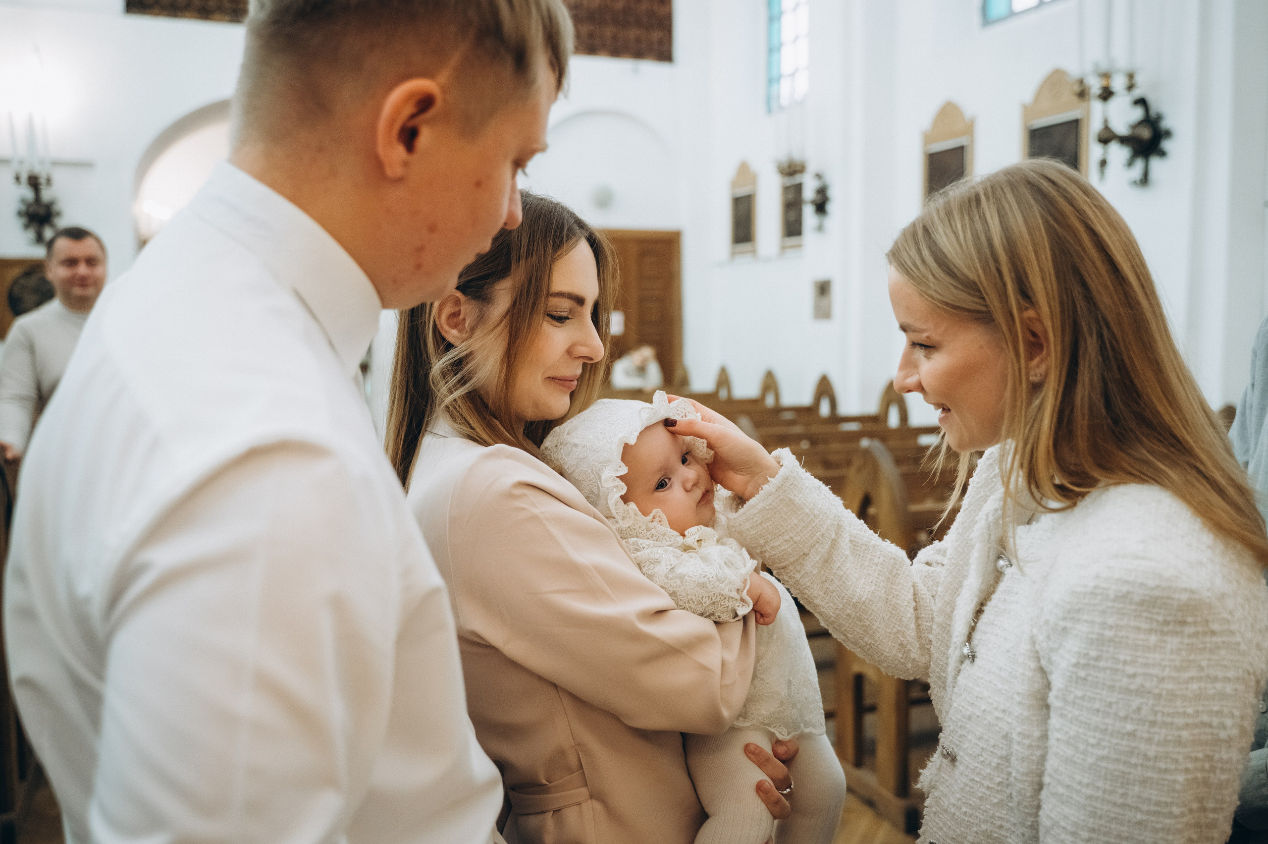 Крещение Эмили (Золотогорский костёл Пресвятой Троицы). Семейный фотограф в Минске Дарья Дреко