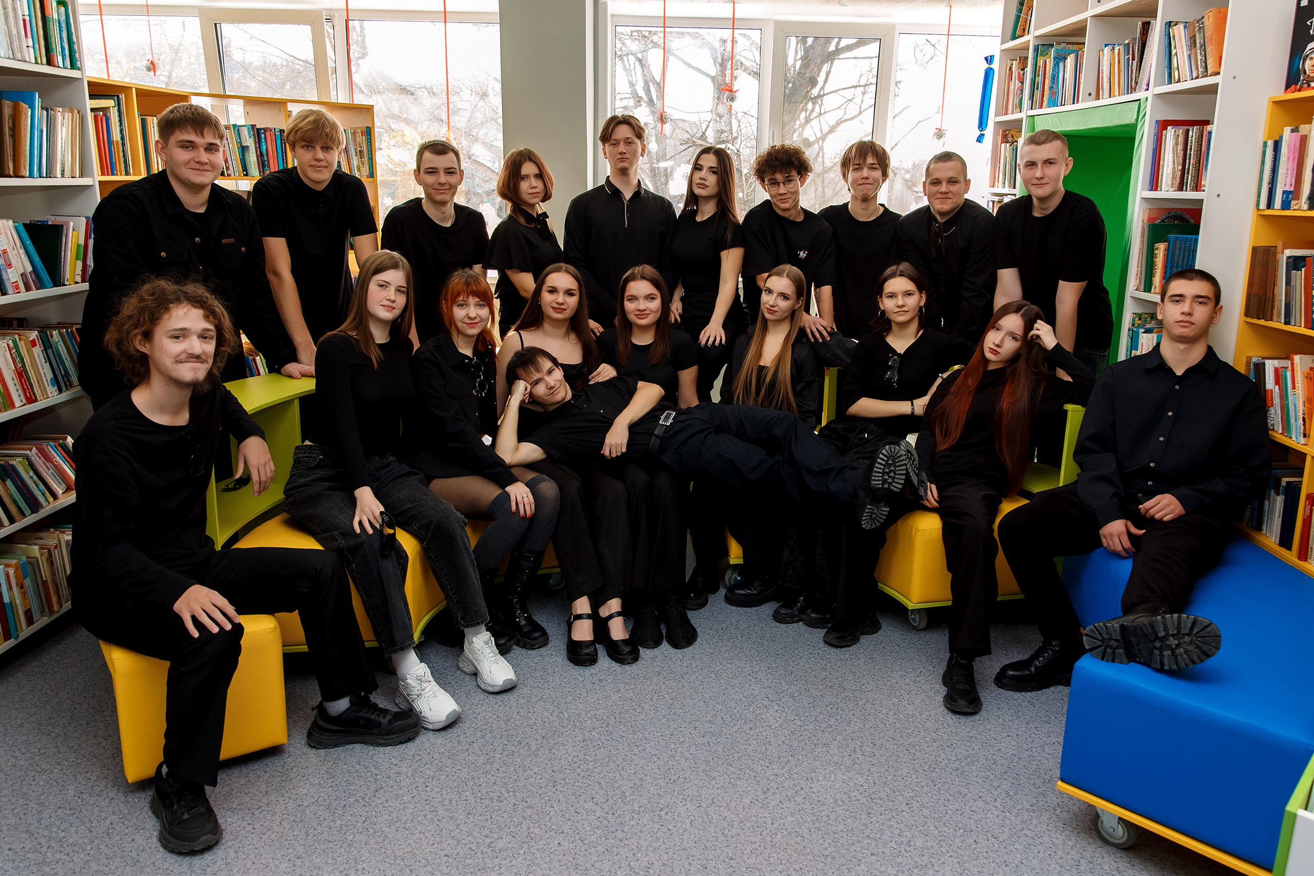 11 класс 7 школа. Фотограф Любовь Корниенко, Примоский край