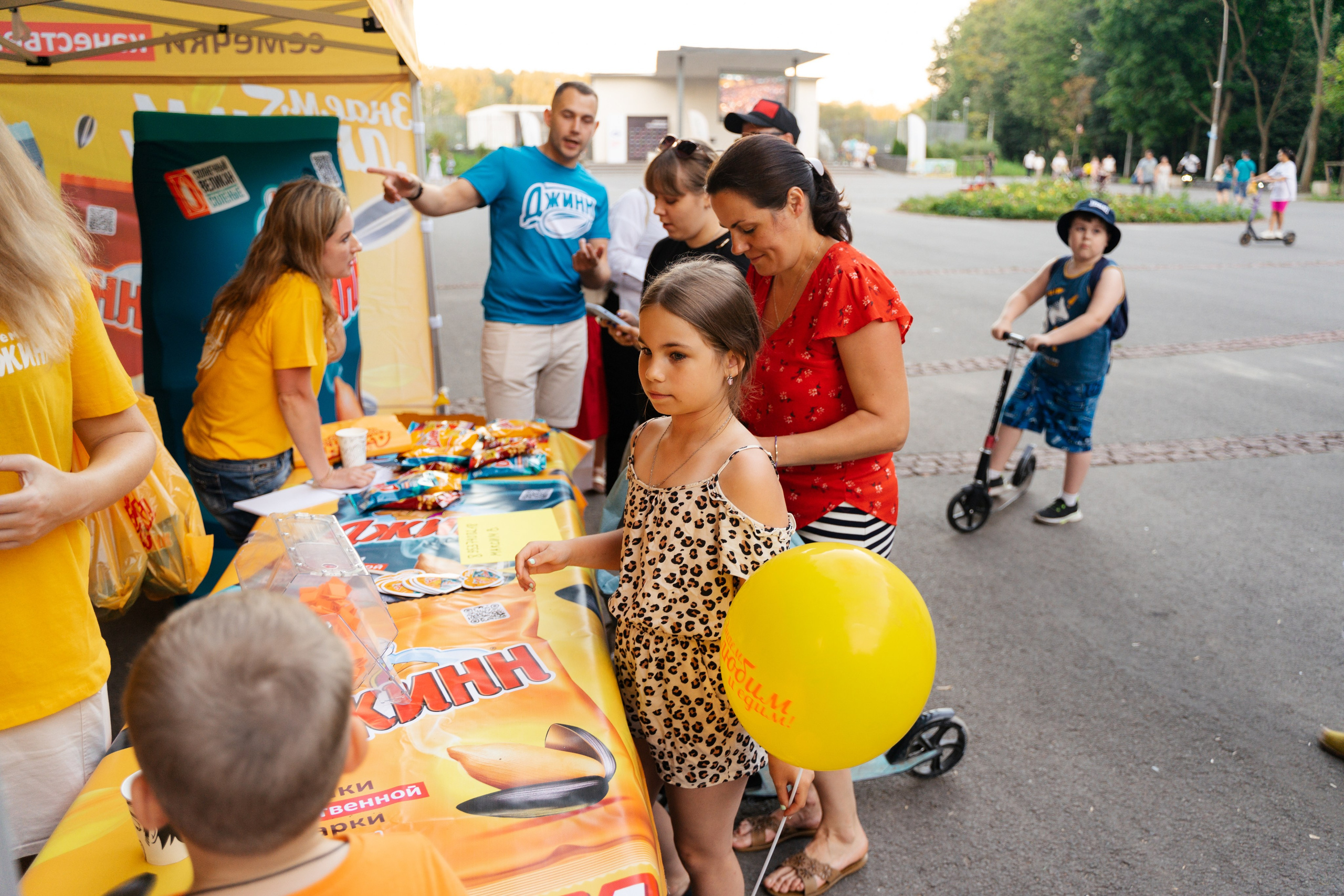 Фестиваль уличного кино. Фотограф Надежда Погребняк | Рязань | Москва