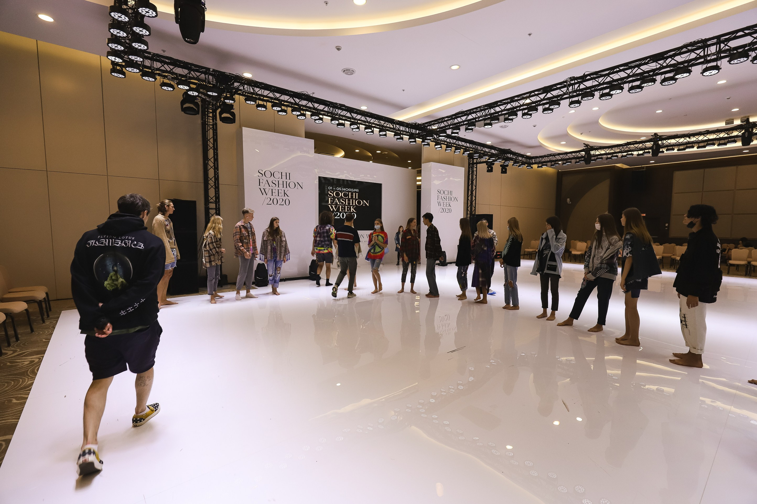 Неделя моды Сочи. Репортажный и fashion фотограф в Москве Сергей Бардин