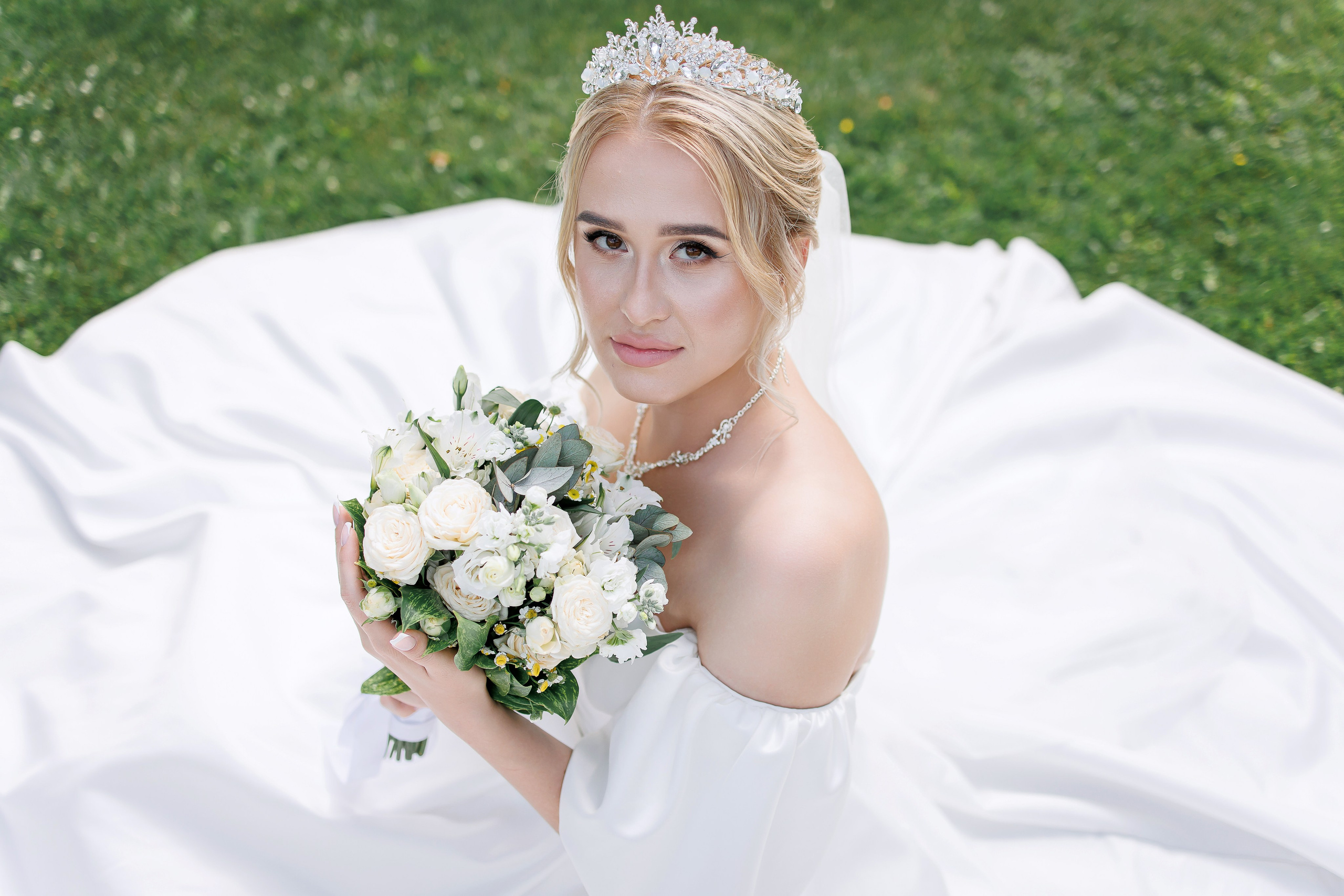 Екатерина и Евгений. Свадебный фотограф в Омске Яна Савина