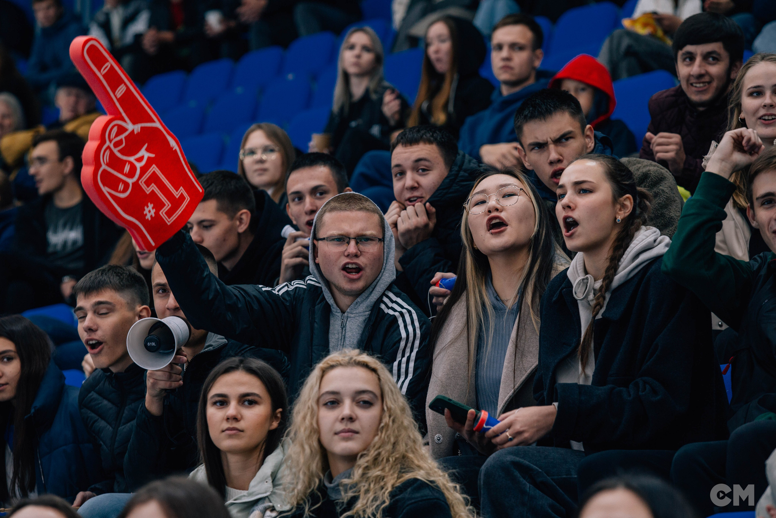 Чемпионат Студенческой спортивной лиги. Ковалёв хоккея с мячом. Репортажный фотограф в Иркутске — Ярослав Ковалёв