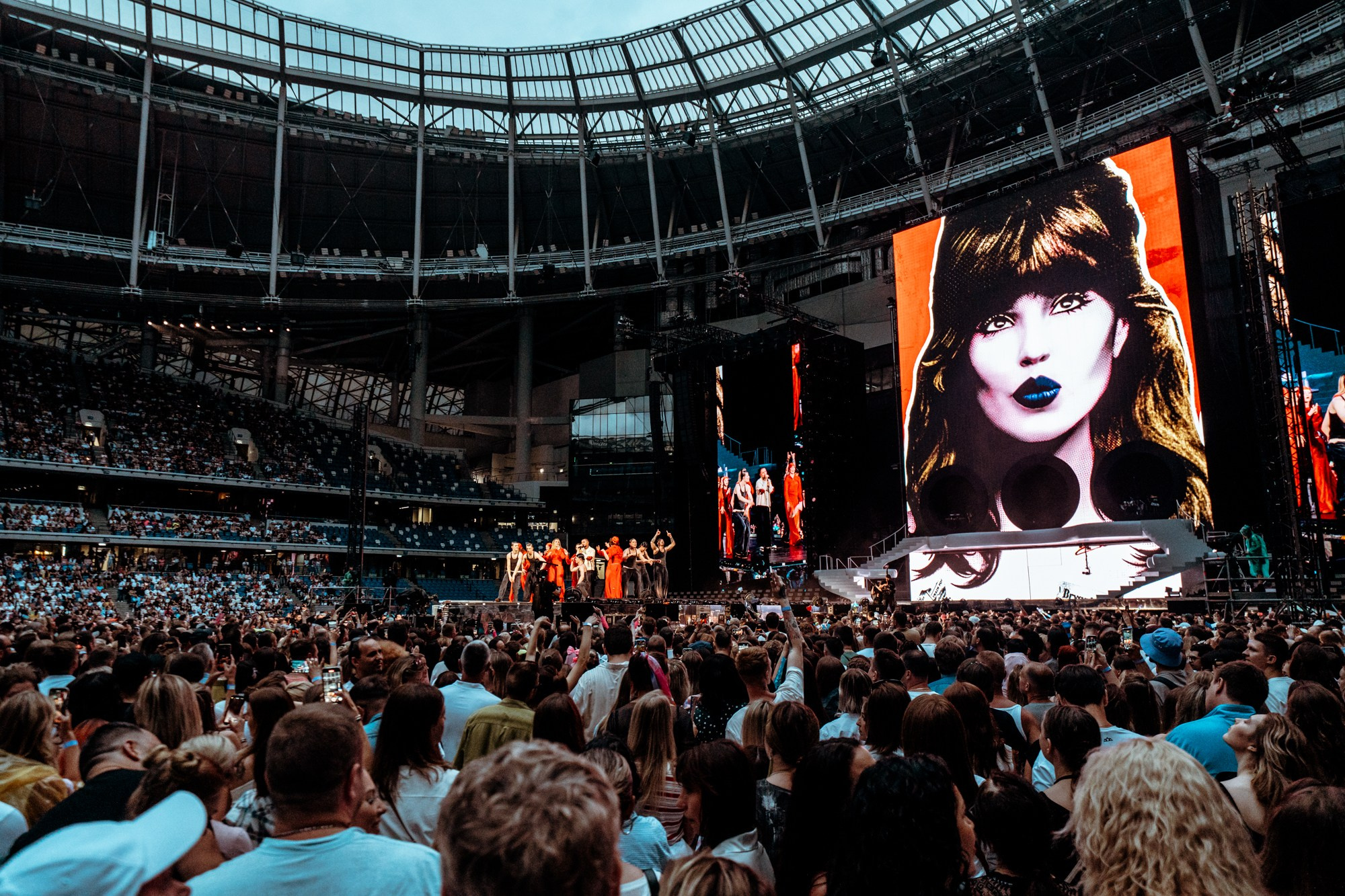 Zivert. Магия музыки в кадре: Концертная Фотография