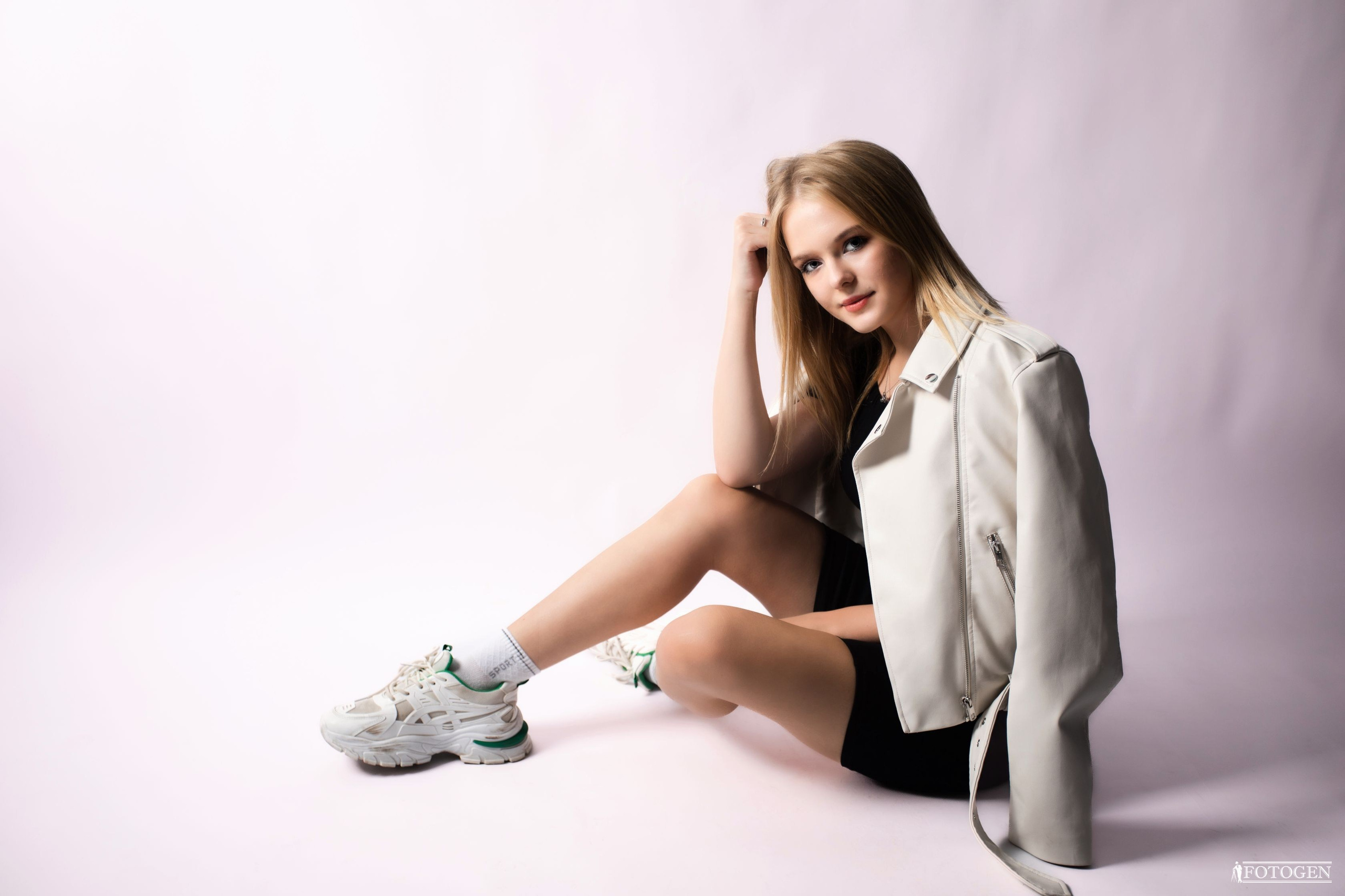 Энергия и дерзость: Смелые образы в студии Фотоген. Интерьерная фотостудия FOTOGEN г. Краснодар