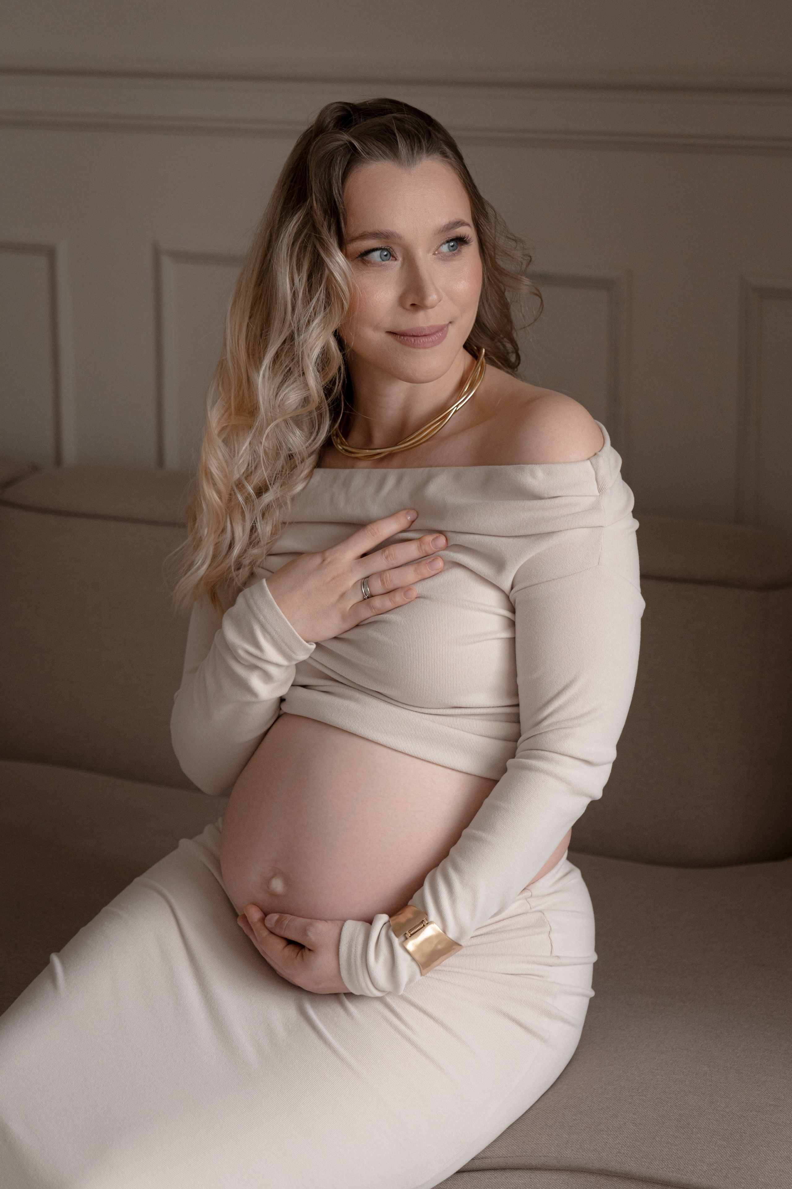 Семейная фотосессия в студии. Портретный и репортажный фотограф в Сочи Рамодина Юлия