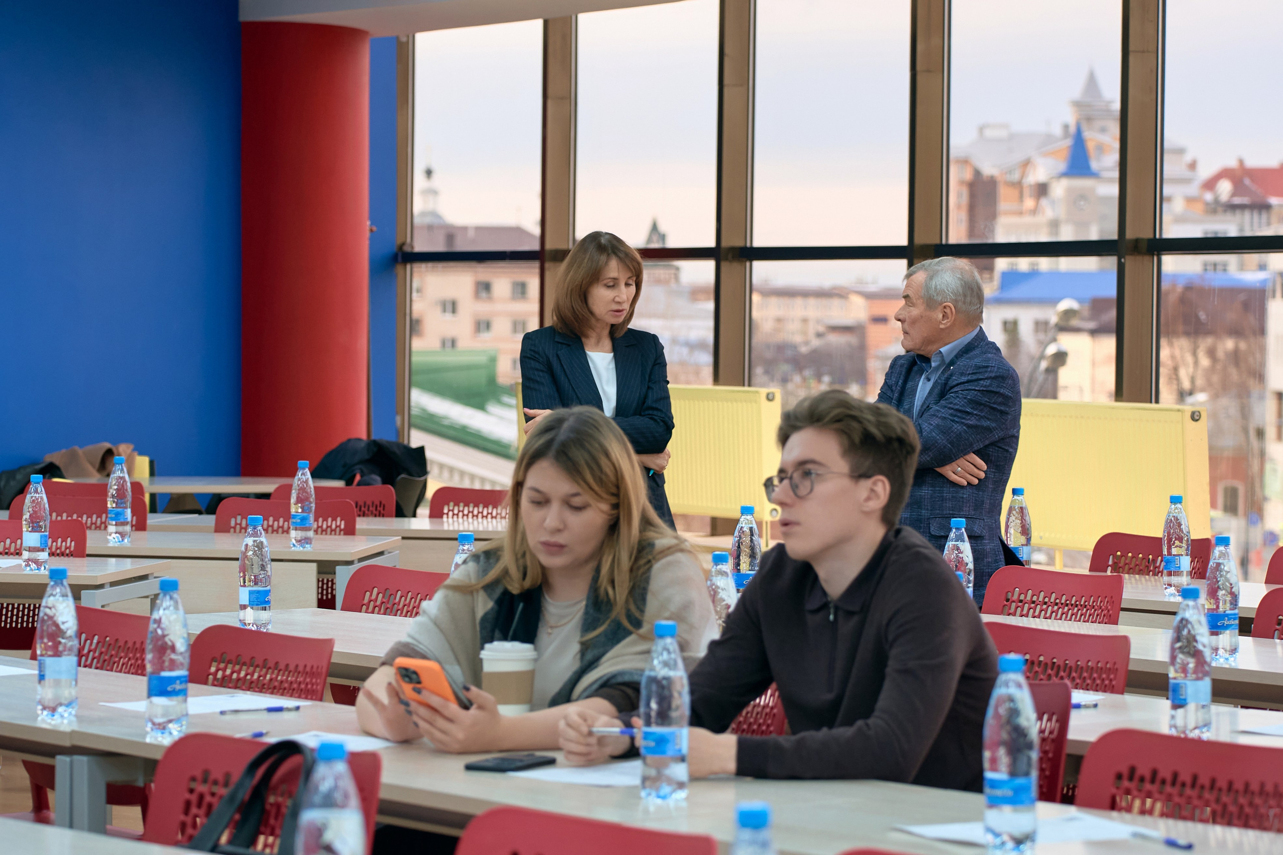 Репортажный фотограф в  тюмени недорого