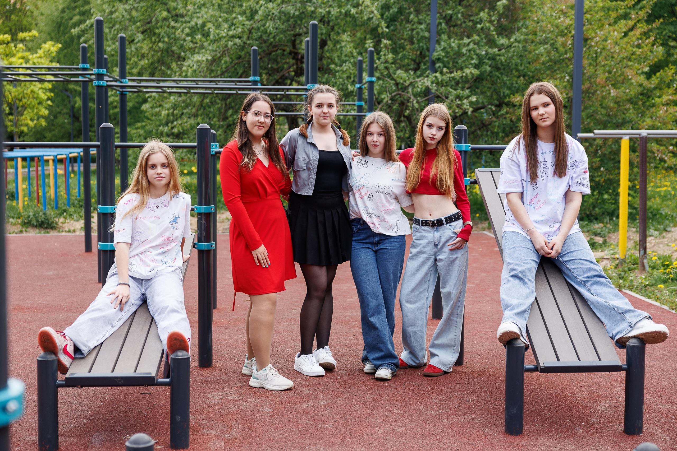 СТАРШАЯ ШКОЛА. Выпускные альбомы, школьные фотографии, детский сад, Москва и Московская область