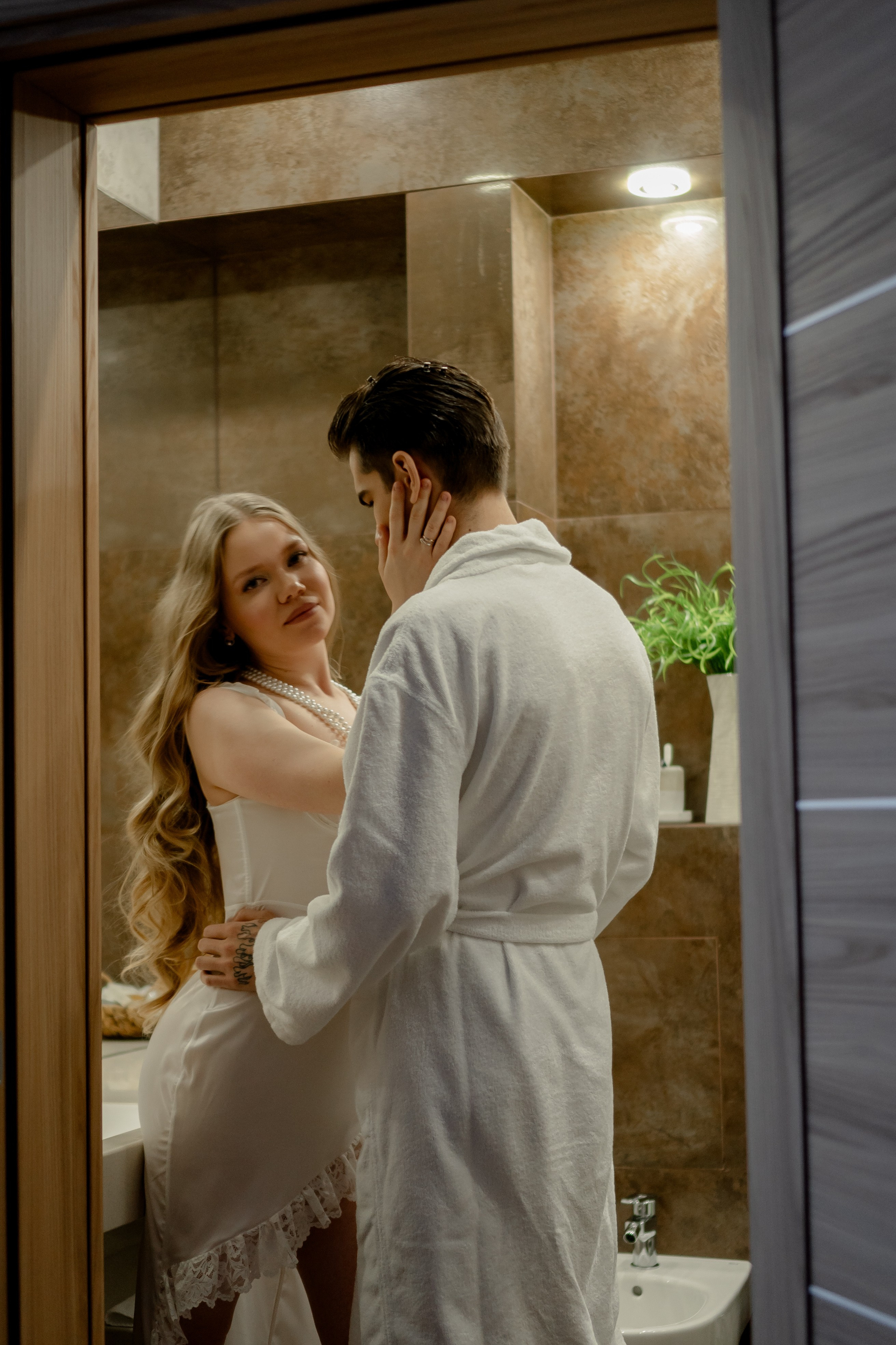 СБОРЫ ПЕРЕД СВАДЕБНЫМ ДНЕМ (СНЯТО В СИБИРЕ В НИЖНЕВАРТОВСКЕ). Профессиональный фотограф, Санкт-Петербург — Виктория Богомолова