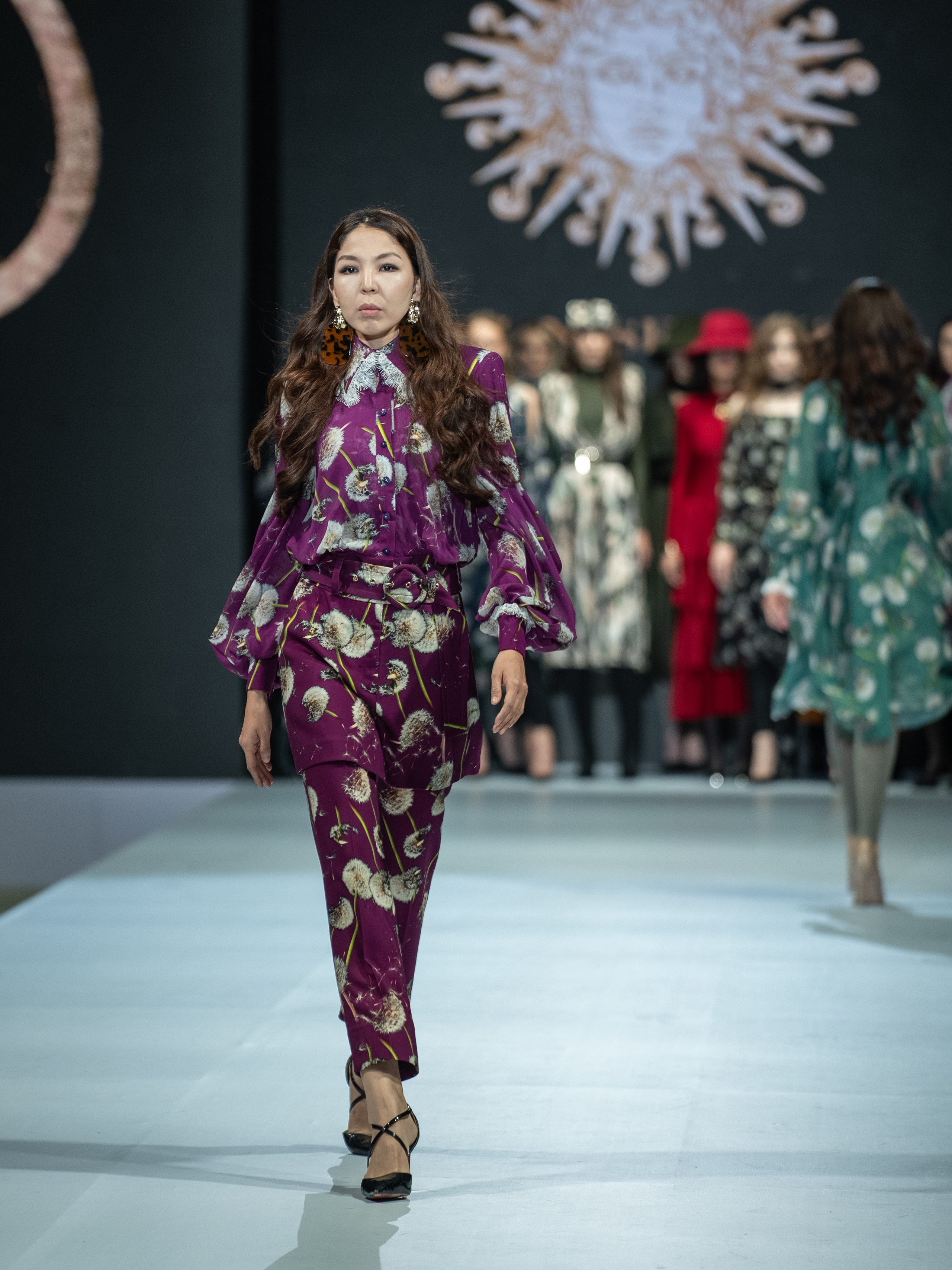 EURASIAN FASHION WEEK Sun Sergio. Сайт Алматинского НЮ АРТ, будуар и фэшн фотографа Дениса Карпенко