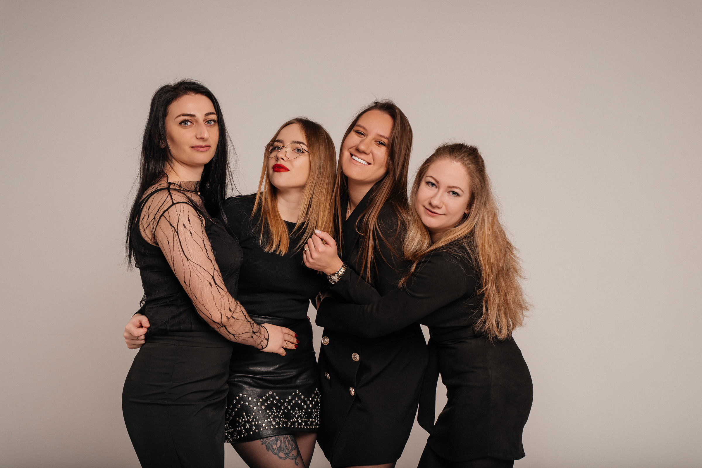 Салон Royal Nails. Свадебный и семейный фотограф в Туле Анастасия Чаликова