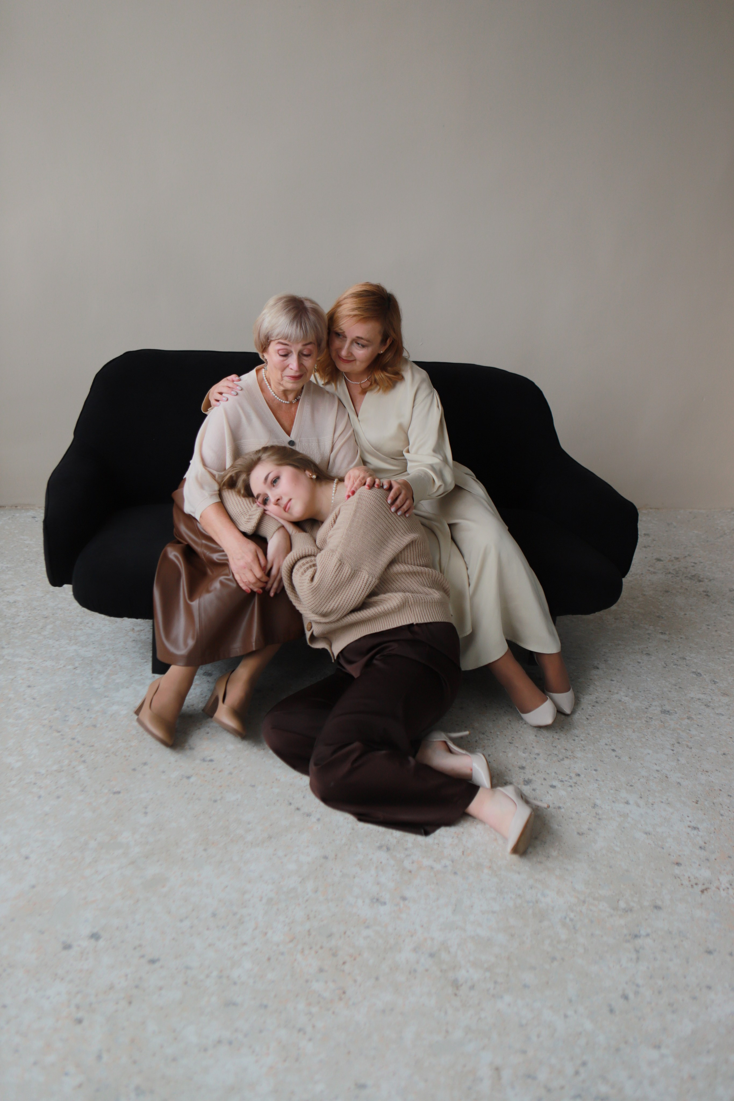 Семейная фотосессия - Трогательная съемка трех поколений. Семейный и женский фотограф Кемерово Мария Степ