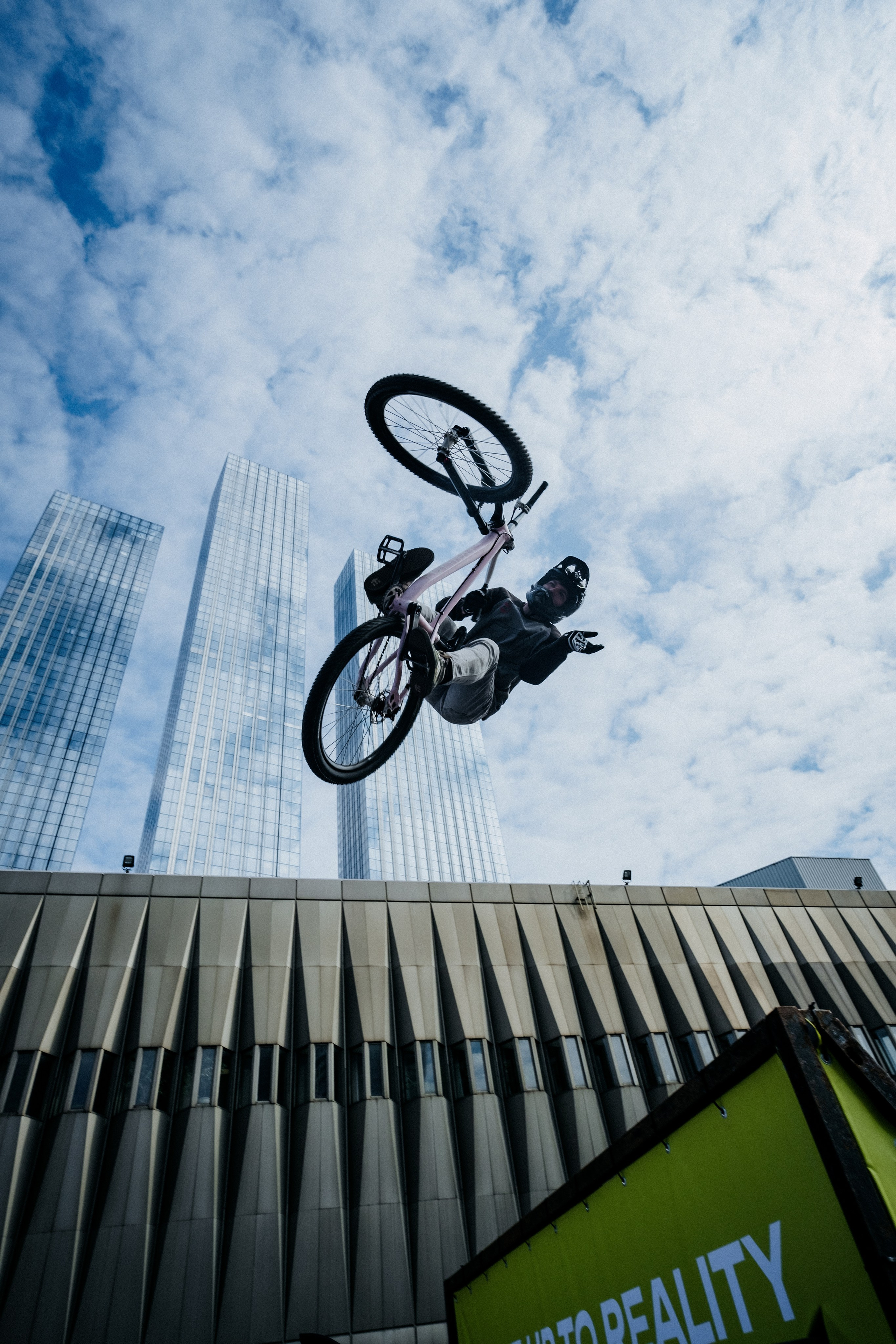 INVOKE DIRT CONTEST. Репортажный и портретный фотограф в Москве Илья Спиридонов