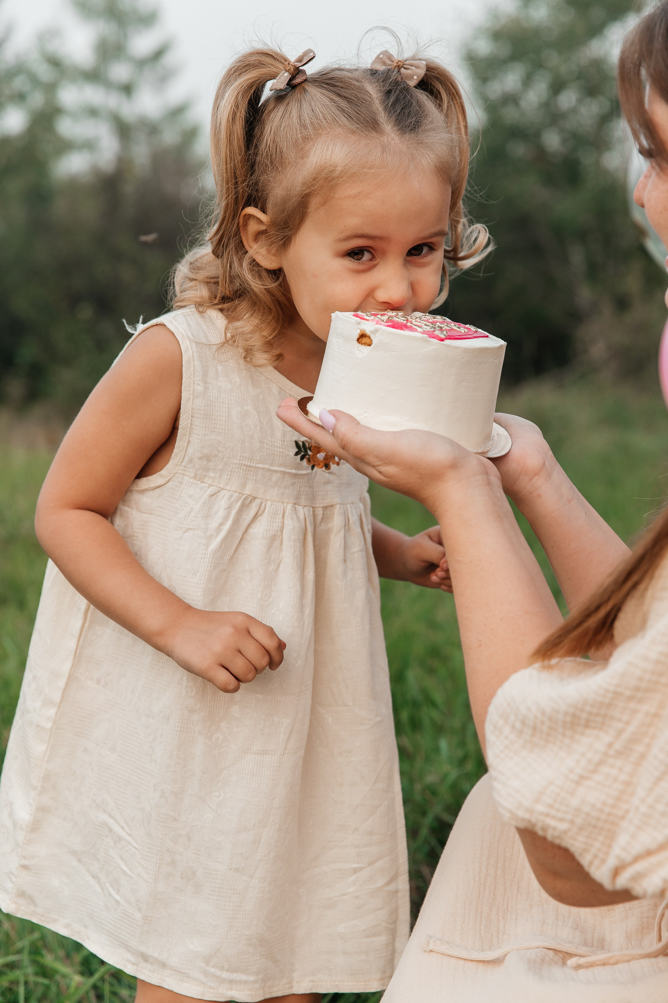 Женя и Вика. Воронистая Анастасия. Фотограф Якутия, Томпонский район