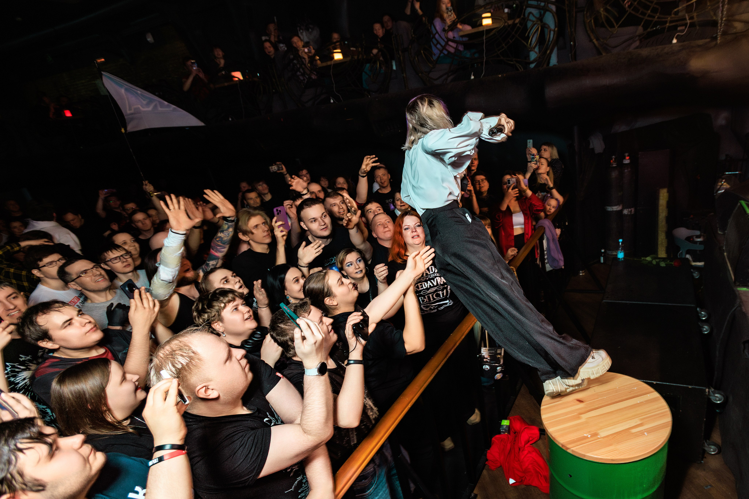 SARA. Репортажный фотограф Екатеринбург | Яркий, качественный репортаж | Концерты, клубы, репортаж, праздники, корпоративы