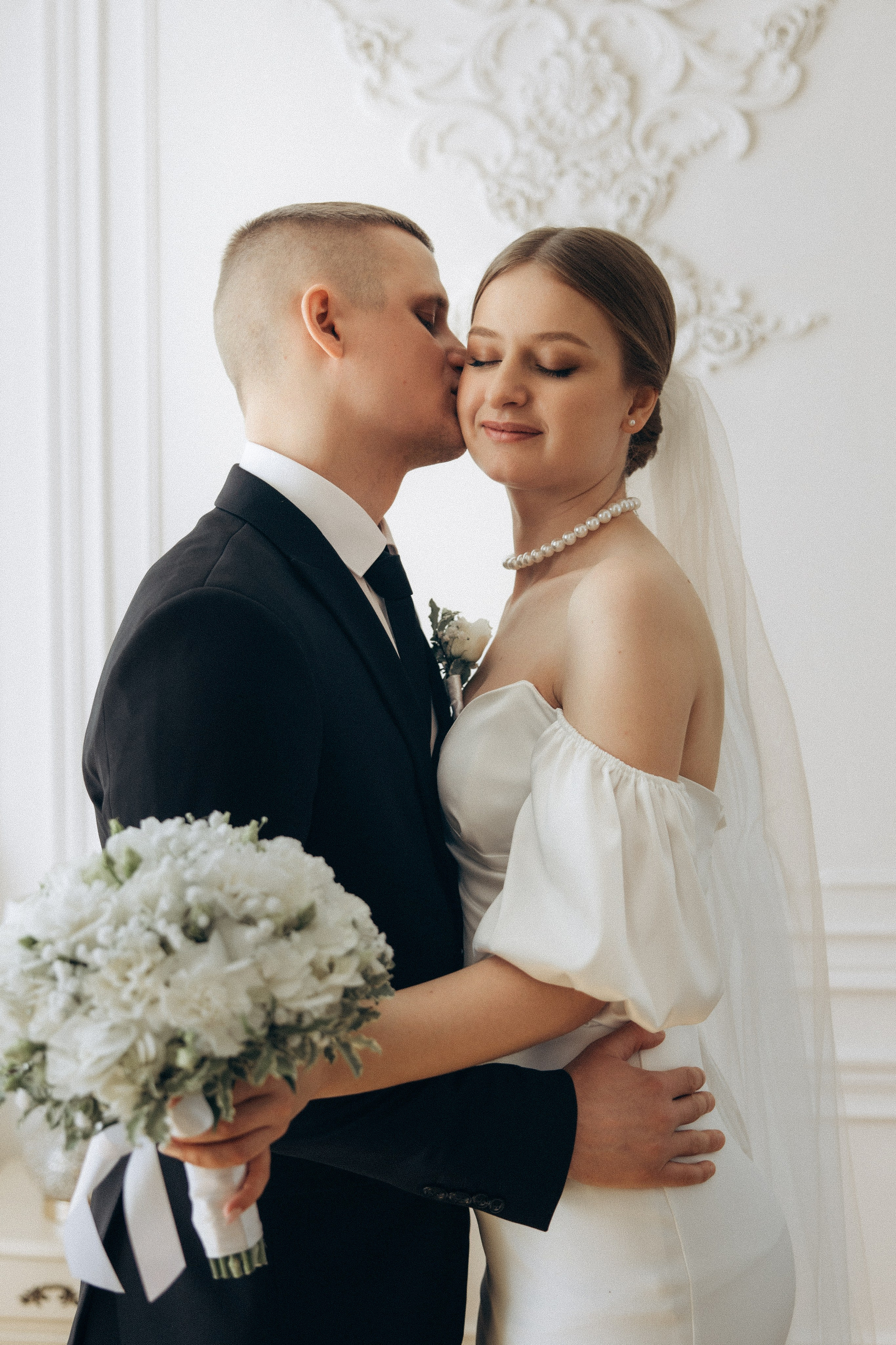 Свадебная фотосессия в фотостудии Пензы для Елены и Виктора