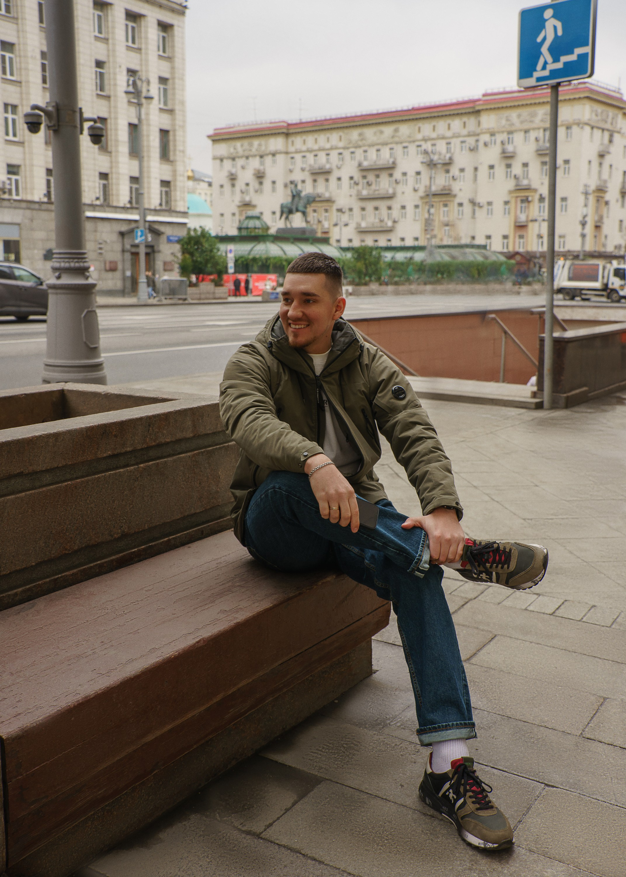 САША И ЛЕША. Женский портрет