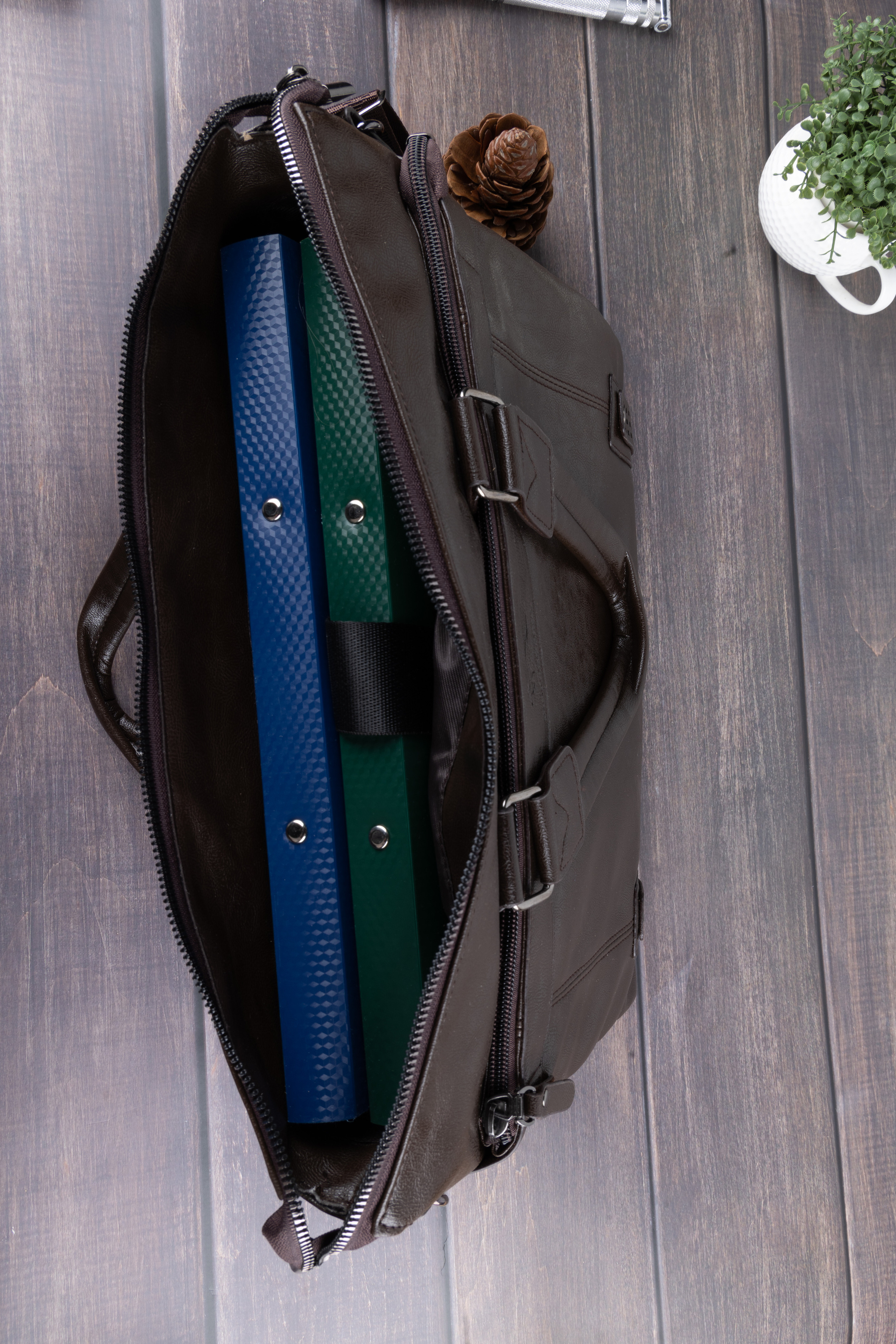 СУМКИ. Фотограф Владимир Роля