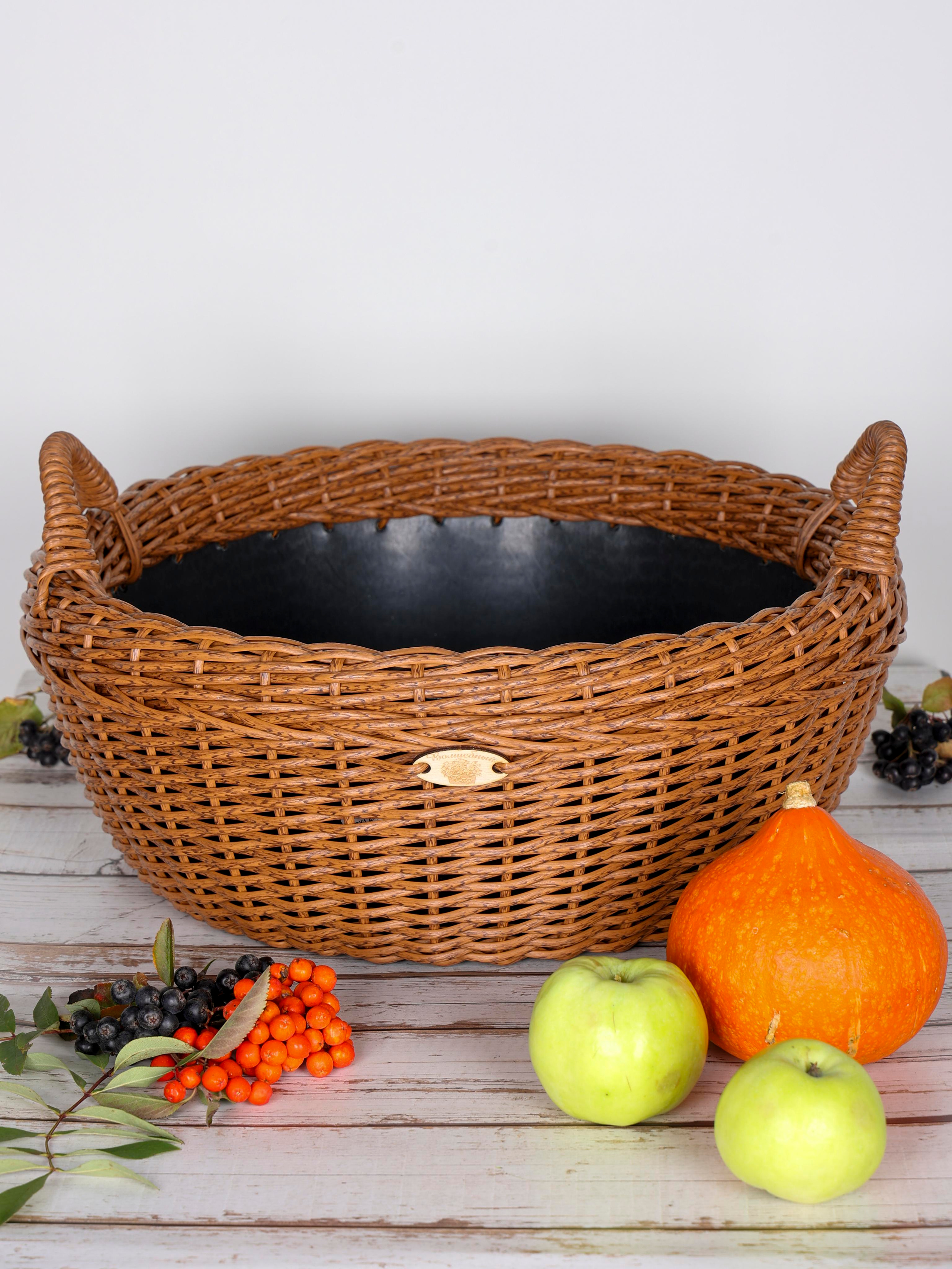 КОРЗИНЫ РОТАНГ. Фотограф Владимир Роля