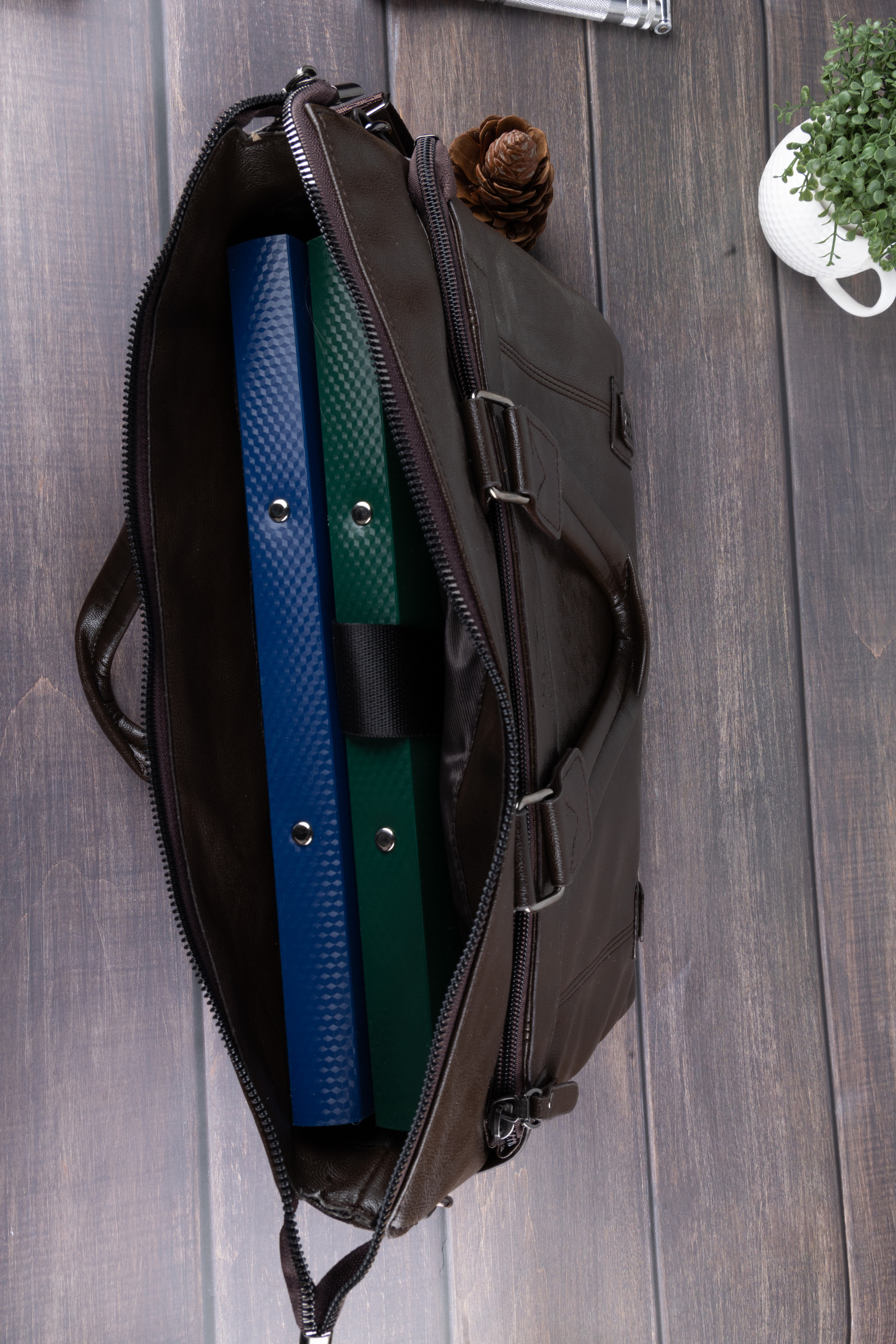 СУМКИ. Фотограф Владимир Роля