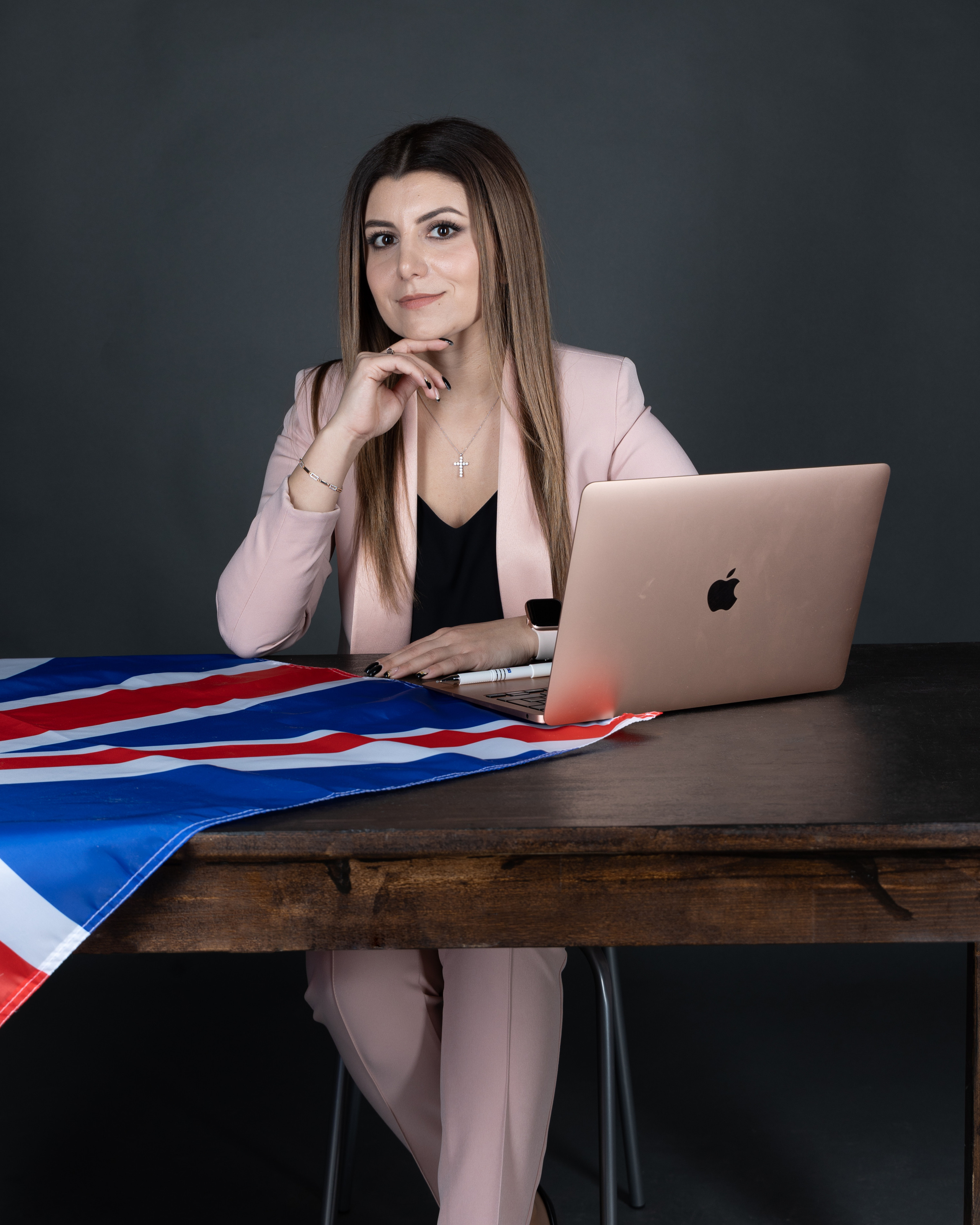 ЛЕНА ПРЕПОДАВАТЕЛЬ АНГЛИЙСКОГО ЯЗЫКА. Фотограф Владимир Роля