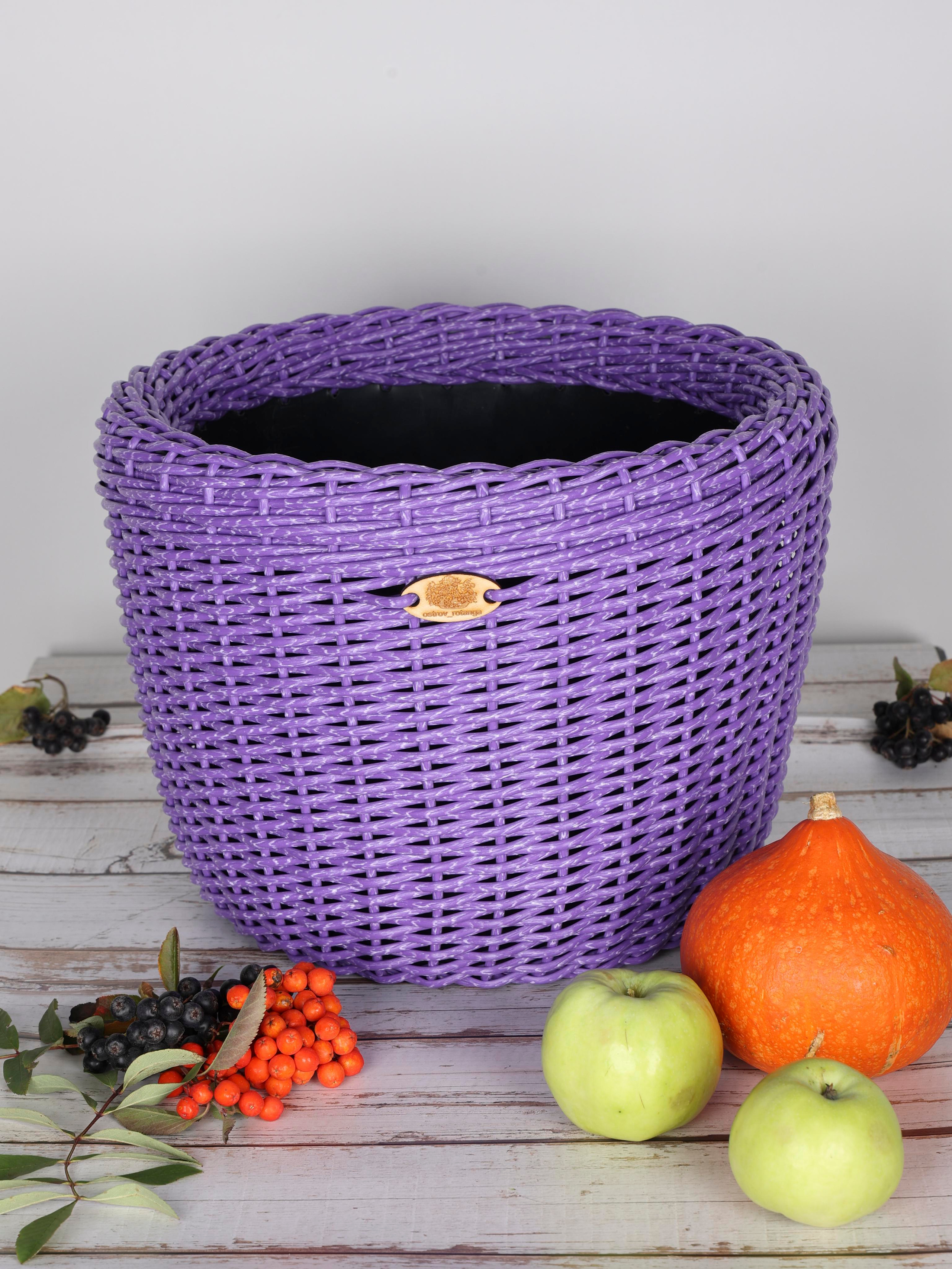 КОРЗИНЫ РОТАНГ. Фотограф Владимир Роля