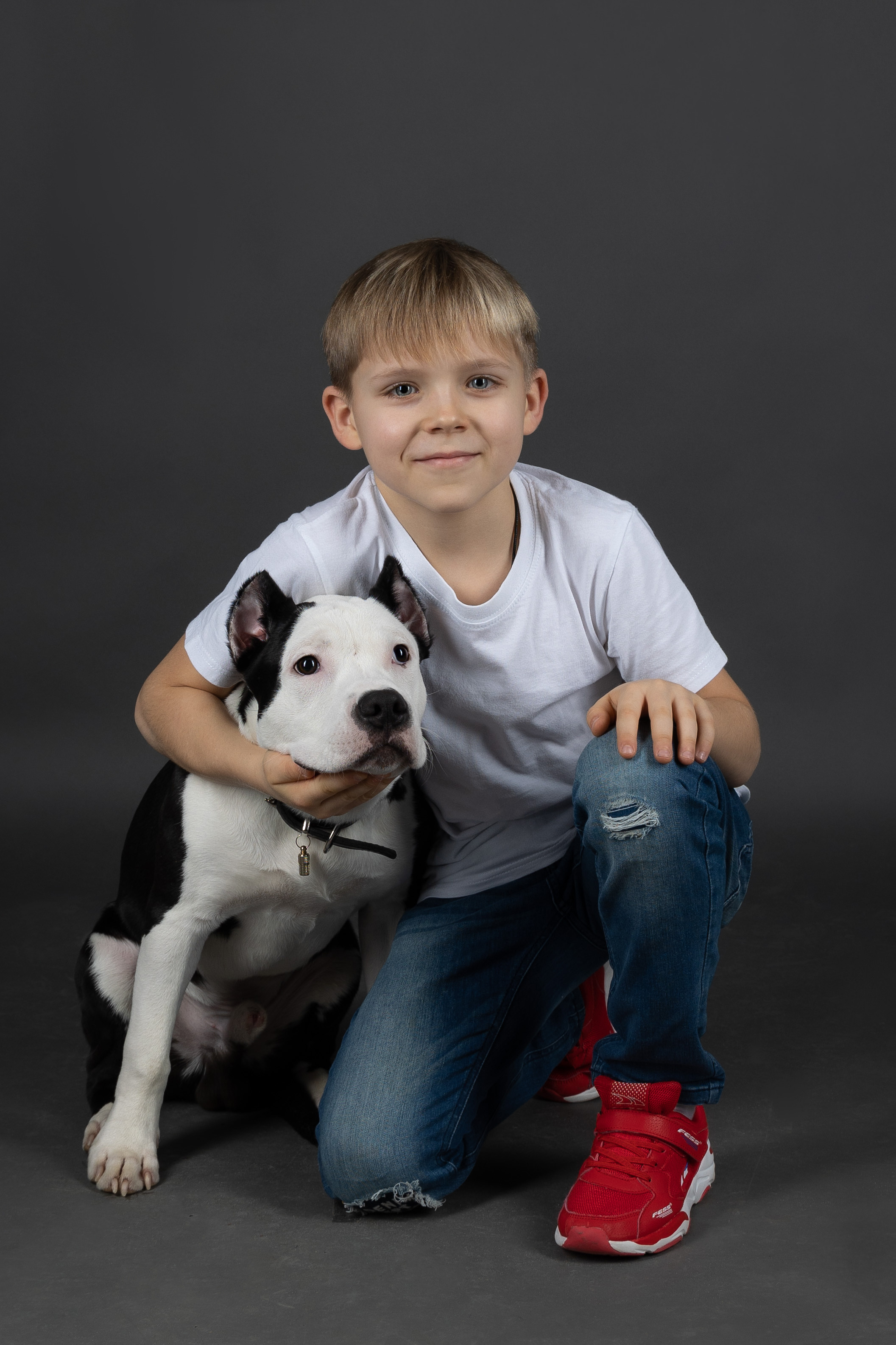 МАМА, ПАПА, МАЛЫШ И СОБАКА. Фотограф Владимир Роля