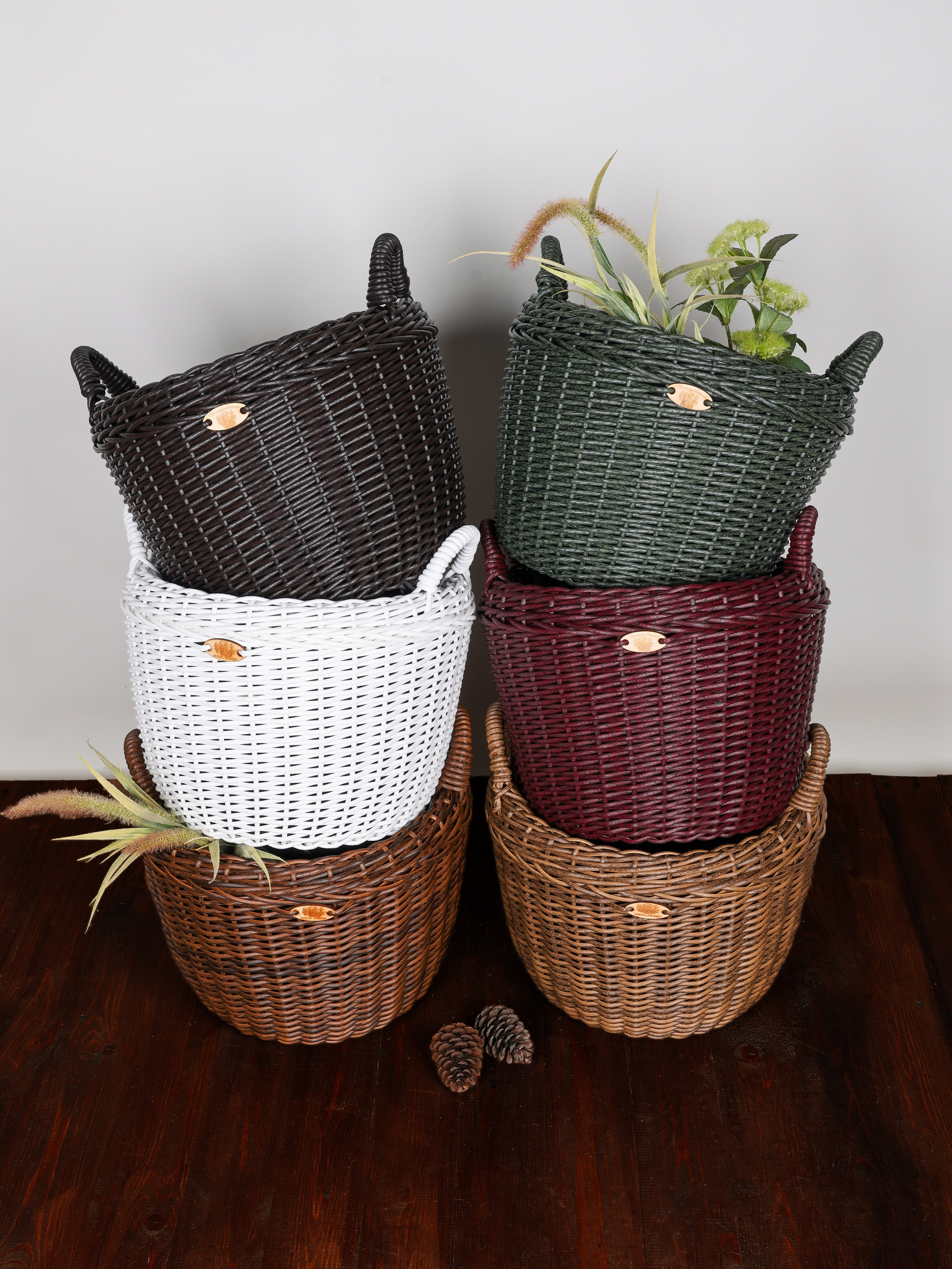 КОРЗИНЫ РОТАНГ. Фотограф Владимир Роля